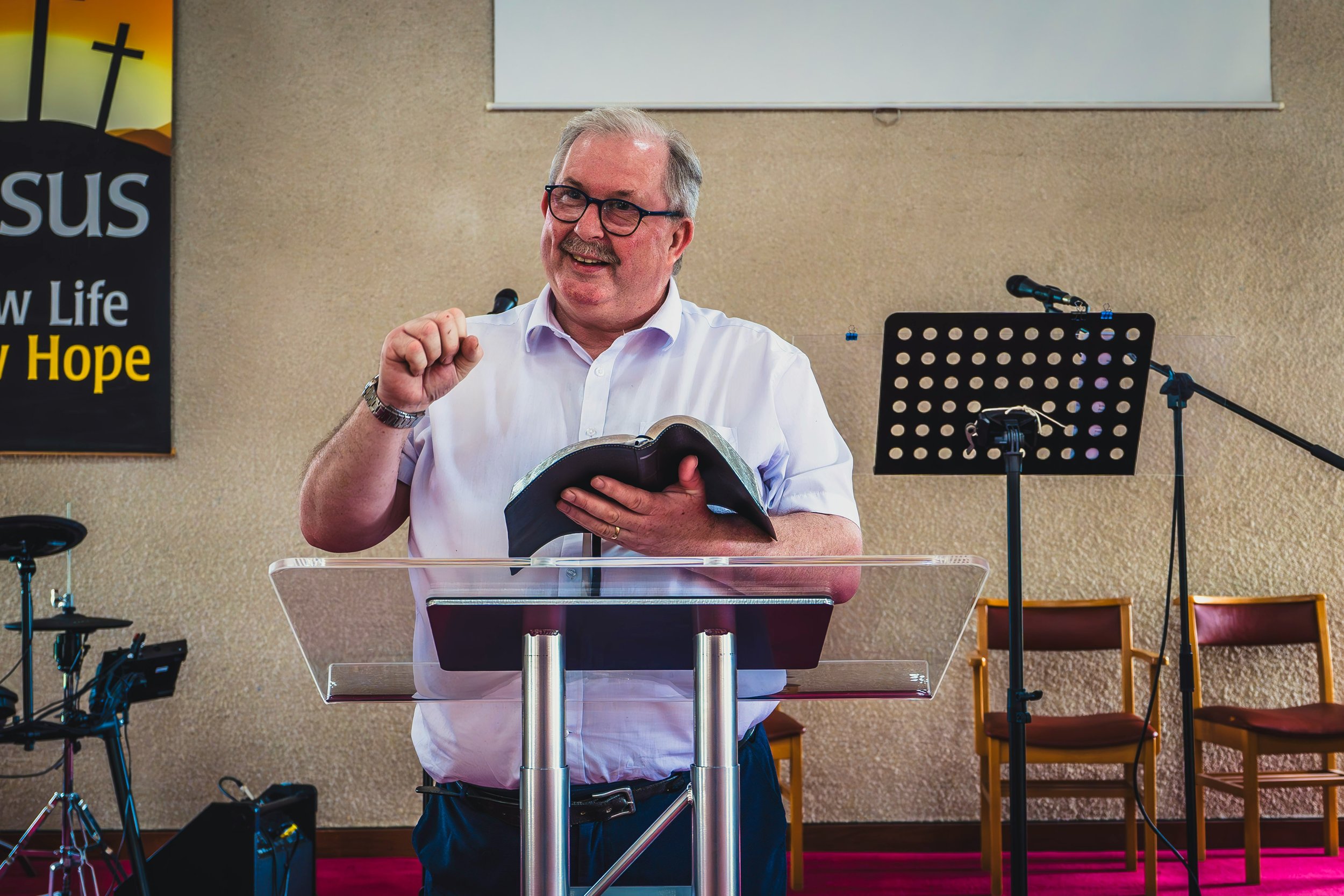 Are Pastors Qualified to Counsel?