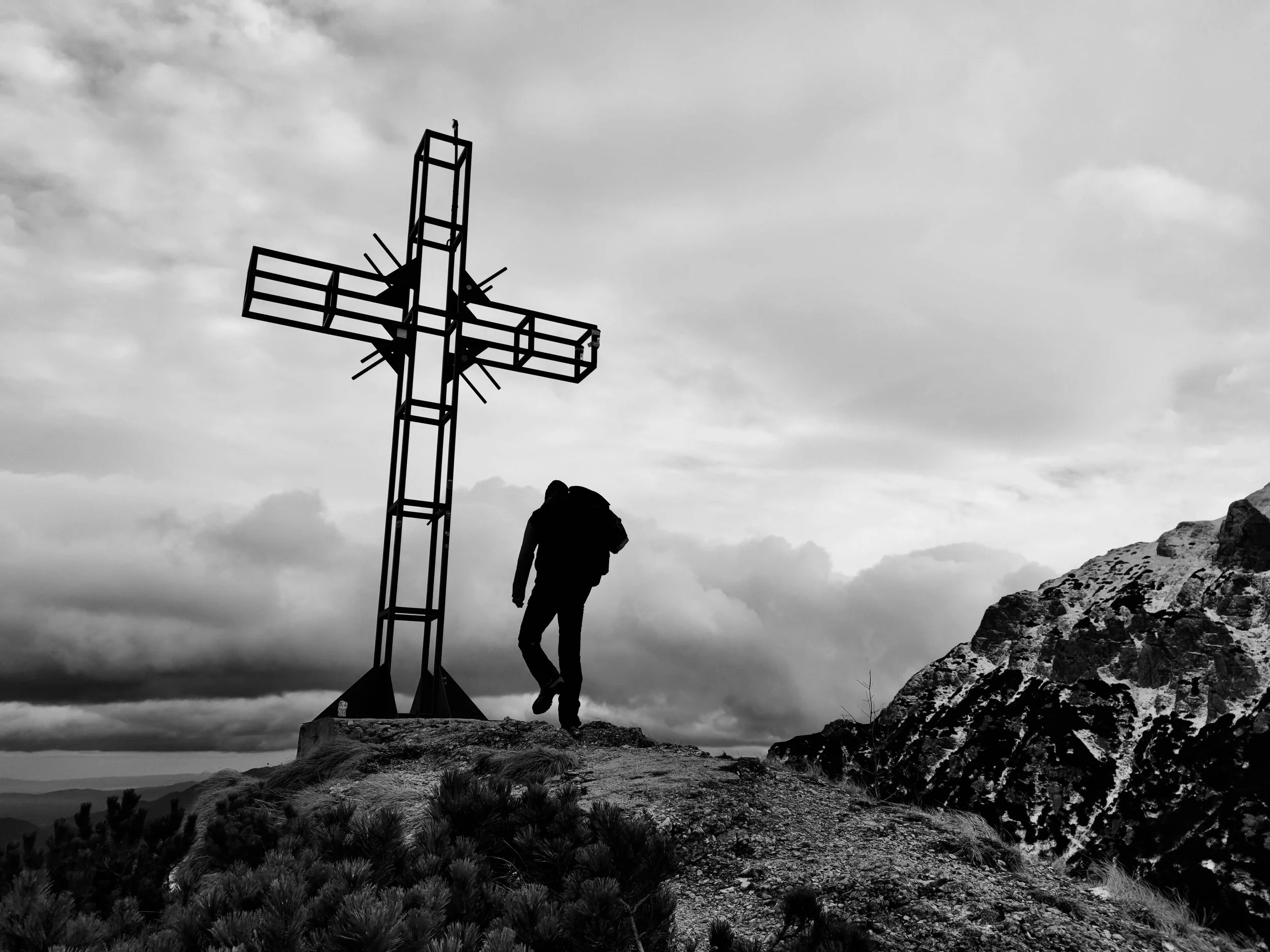 What is Faith Deconstruction and How Do I Process It Safely?