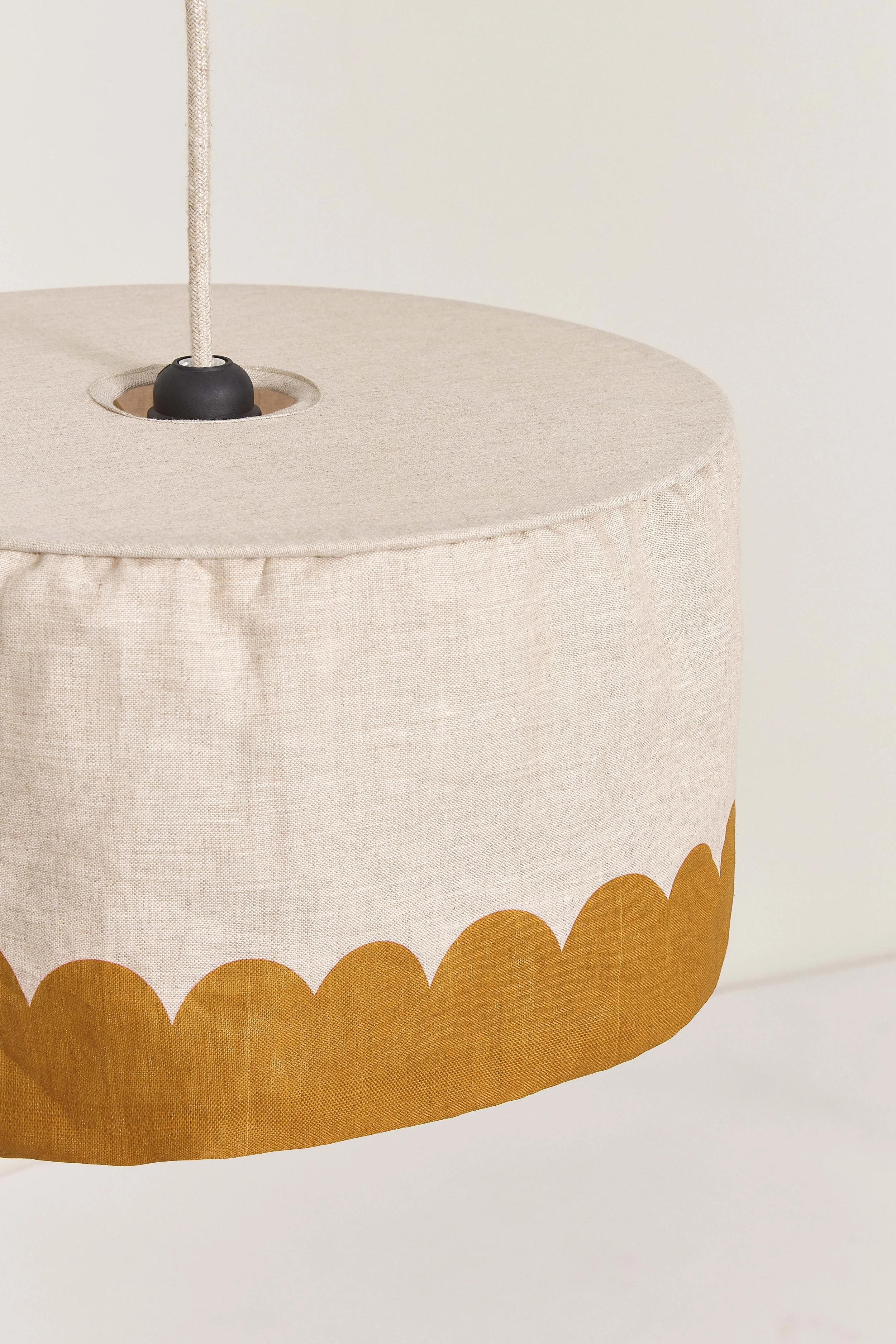 Vibes-linen-lampshade-diameter-40cm-mustard-nobodinoz-7-8435574935663.jpg