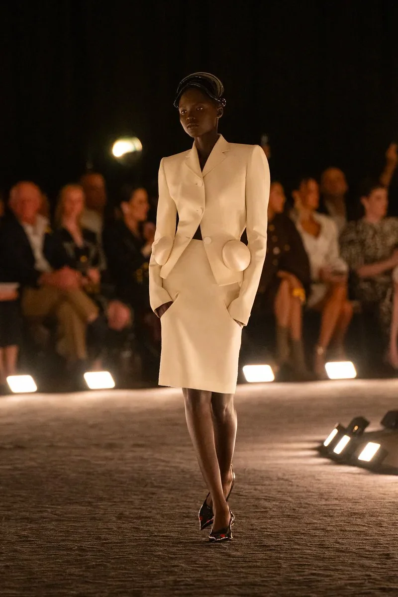 SCHIAPARELLI_RTW_SS26_01.jpg
