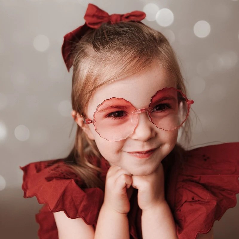 Curious Wonderland ~ Scallop Sunglasses - Pink1.jpeg