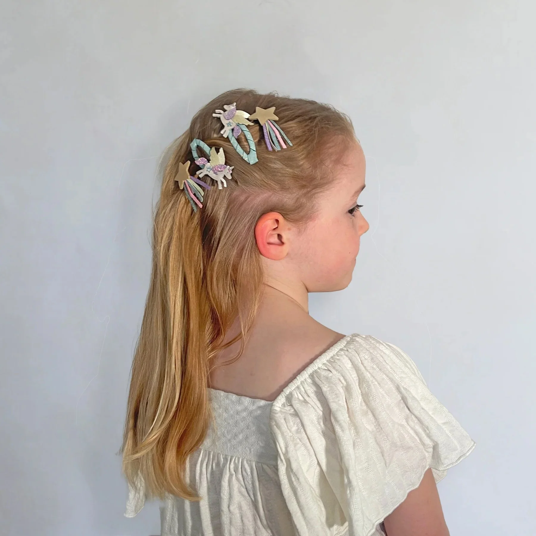 Mimi & Lula ~ Flying unicorn clip set.jpeg