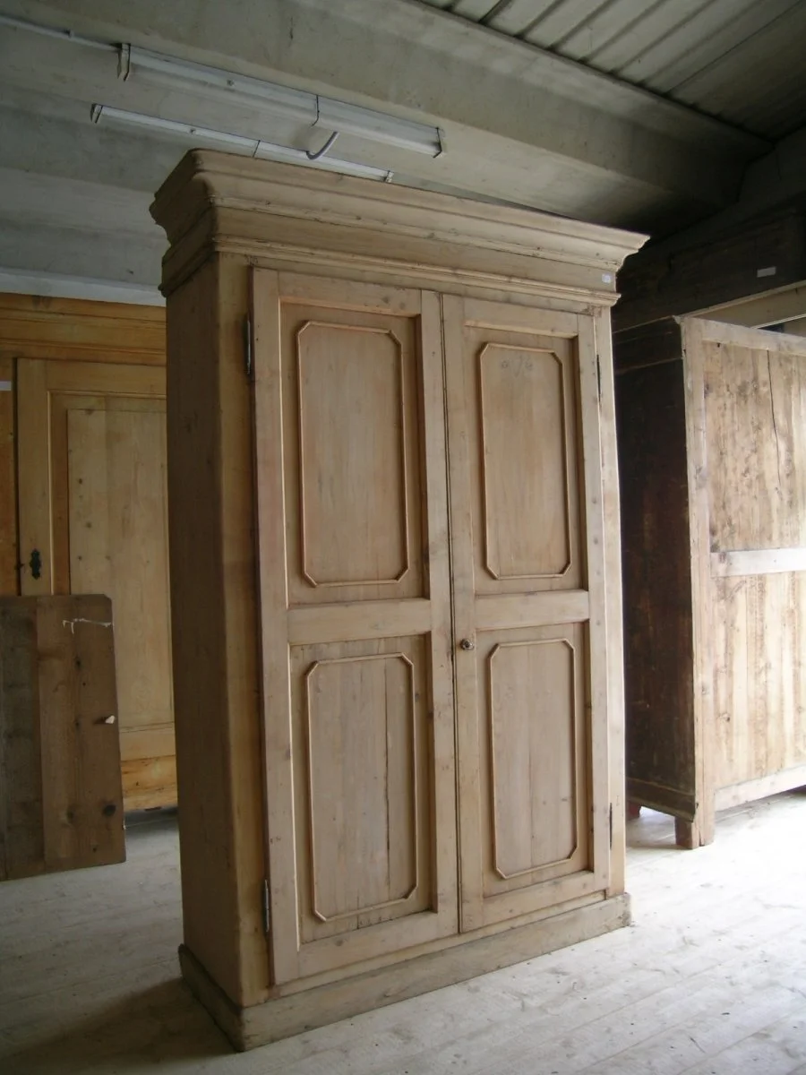 Armadio abete'800 mis.150x55h220 Cod.D16.jpg
