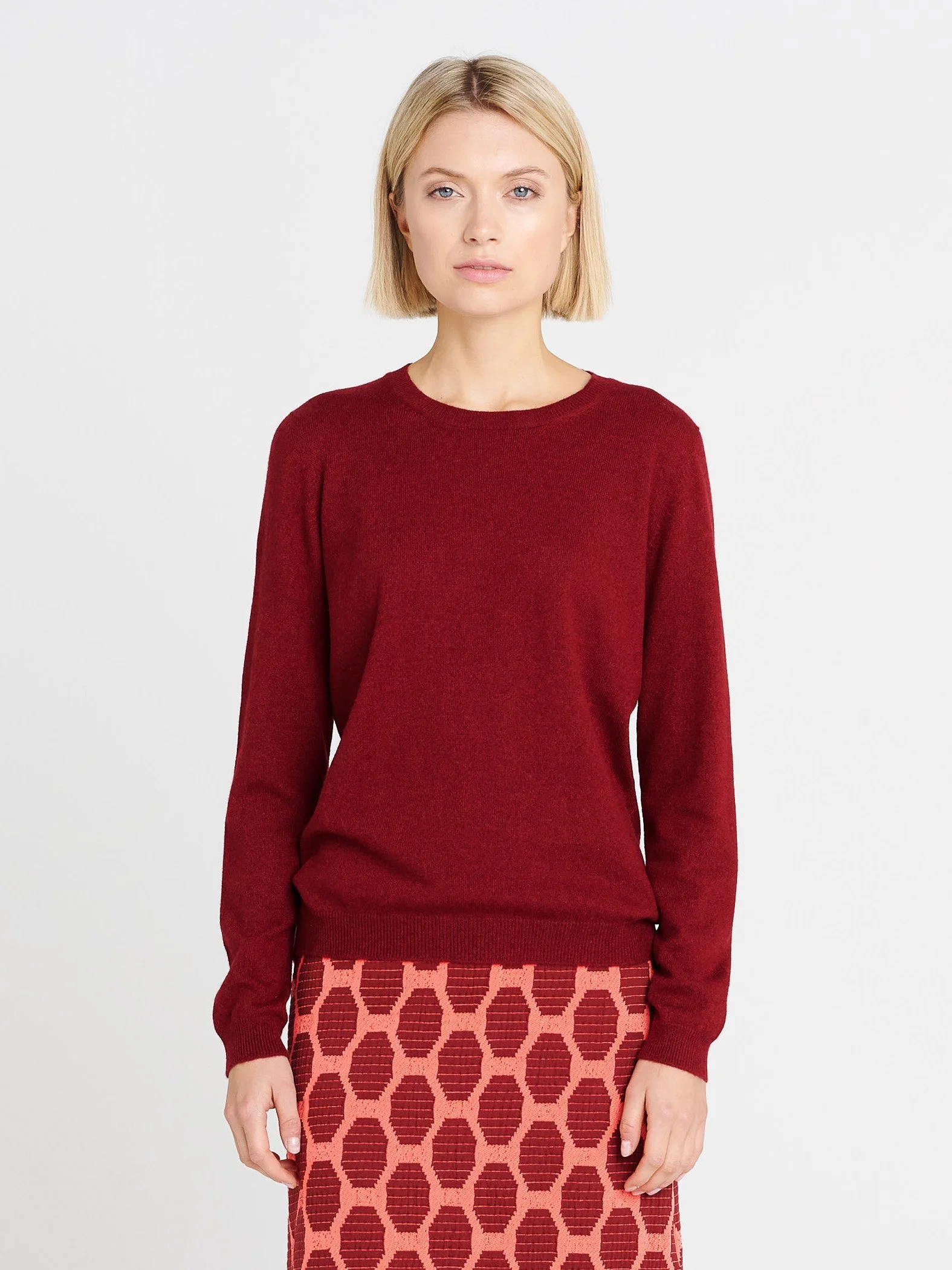 Rock Linda himbeer Shirt Marie weinrot Jacke Kim rot-0497.jpg