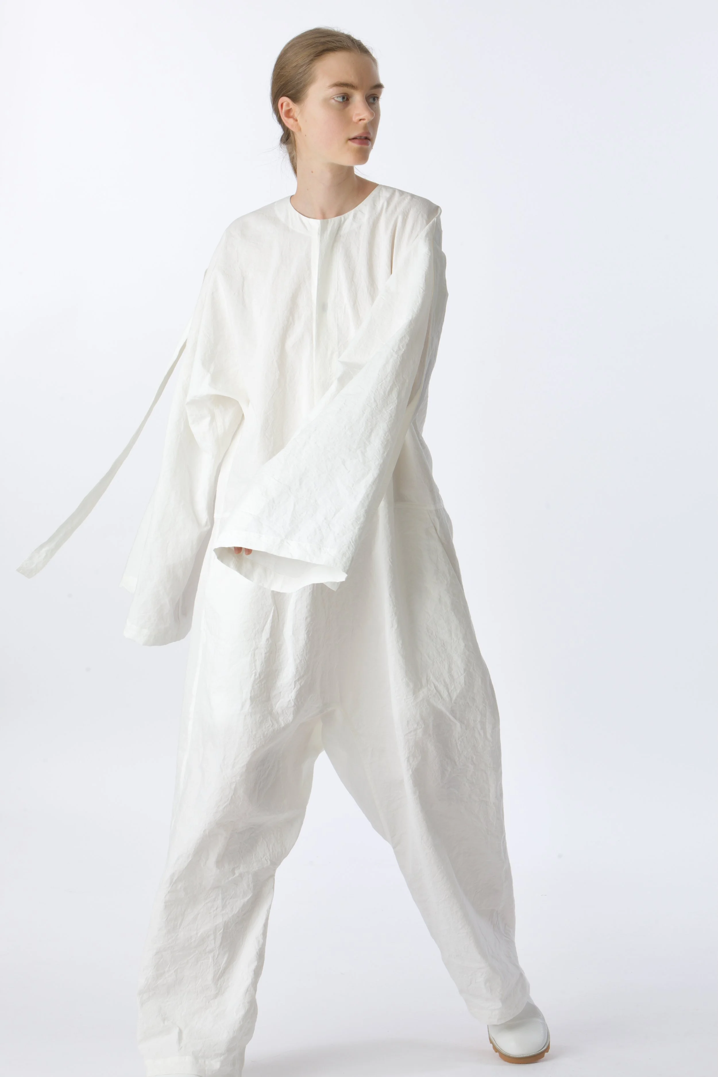 24. PADEN-LION-OFF WHITE FIGARI-LIA-WHITE.jpeg