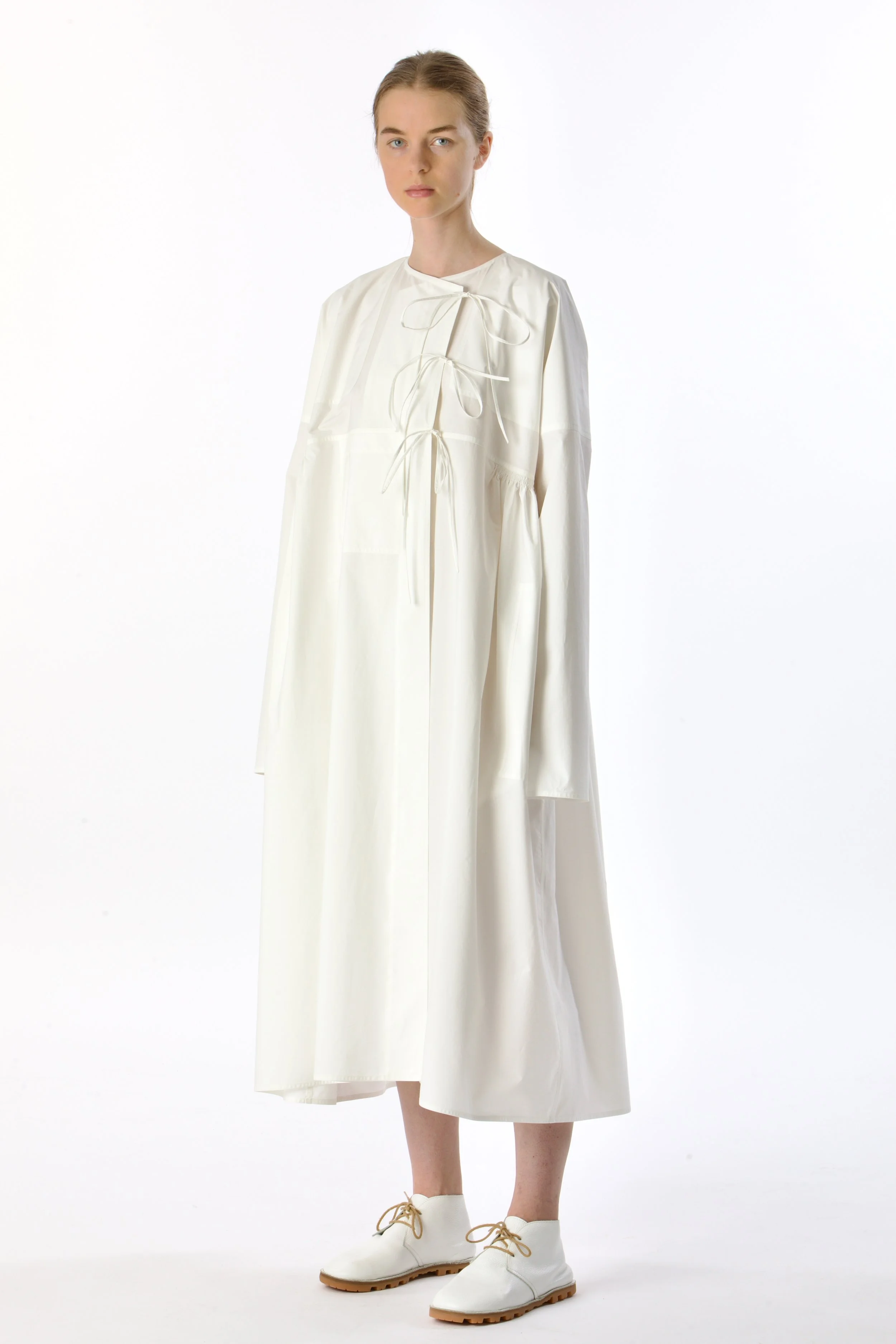 16. DARIE-CTOP-OFF WHITE FIGARI-LIA-WHITE.jpeg