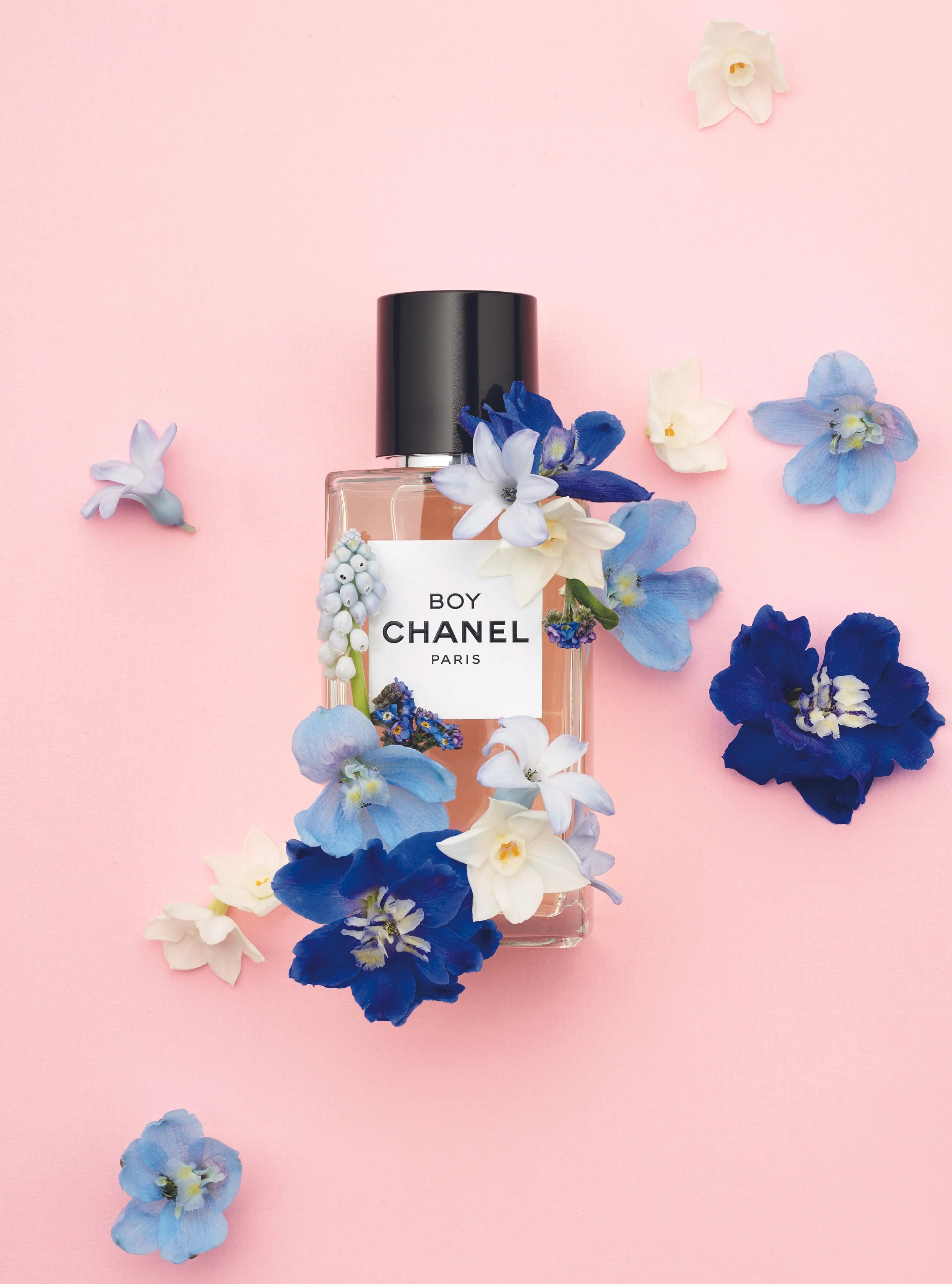 BEAUTY PERFUME HANNAH BETTS V2.jpg