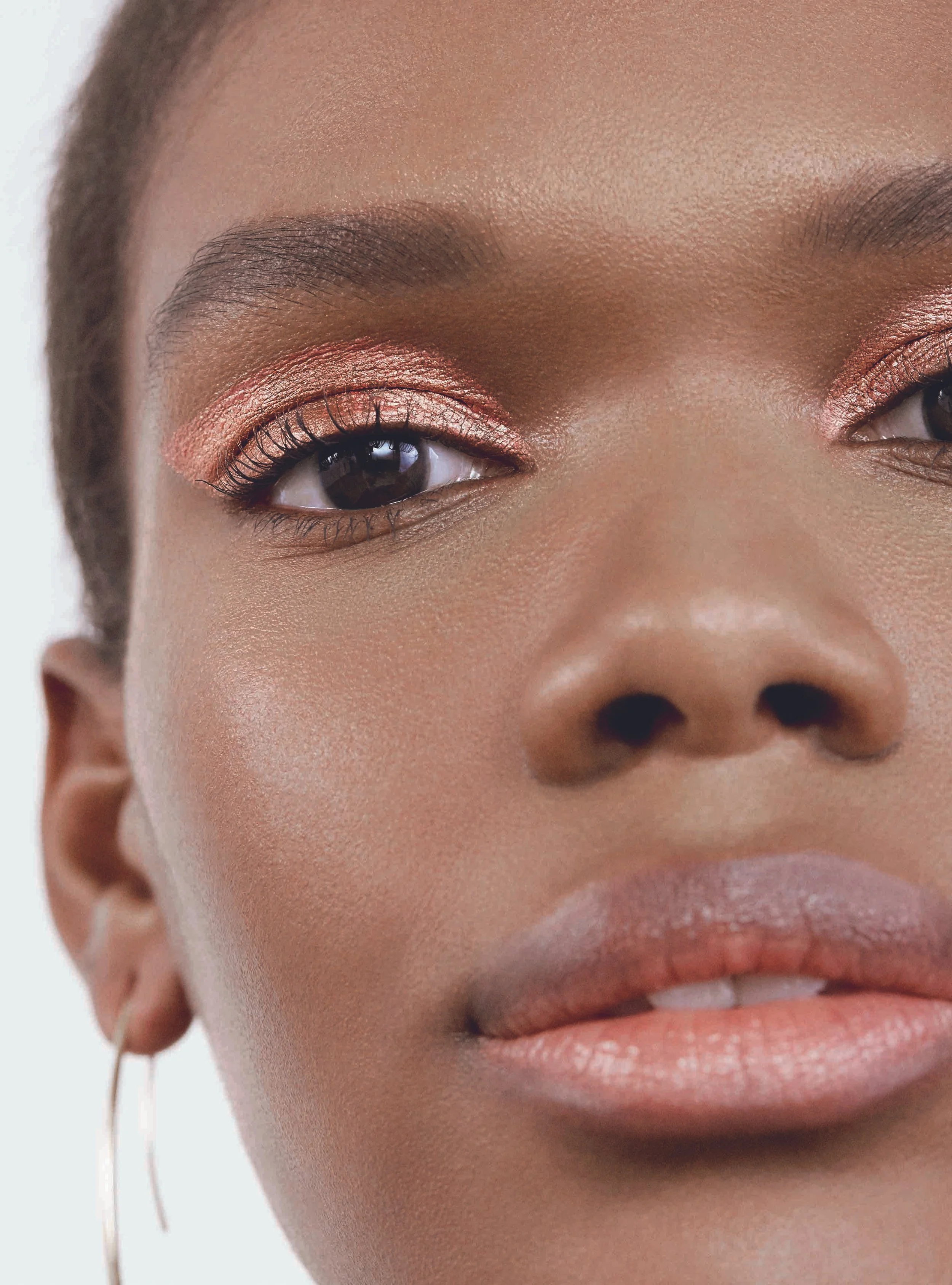 BEAUTY CHANEL V35.jpg