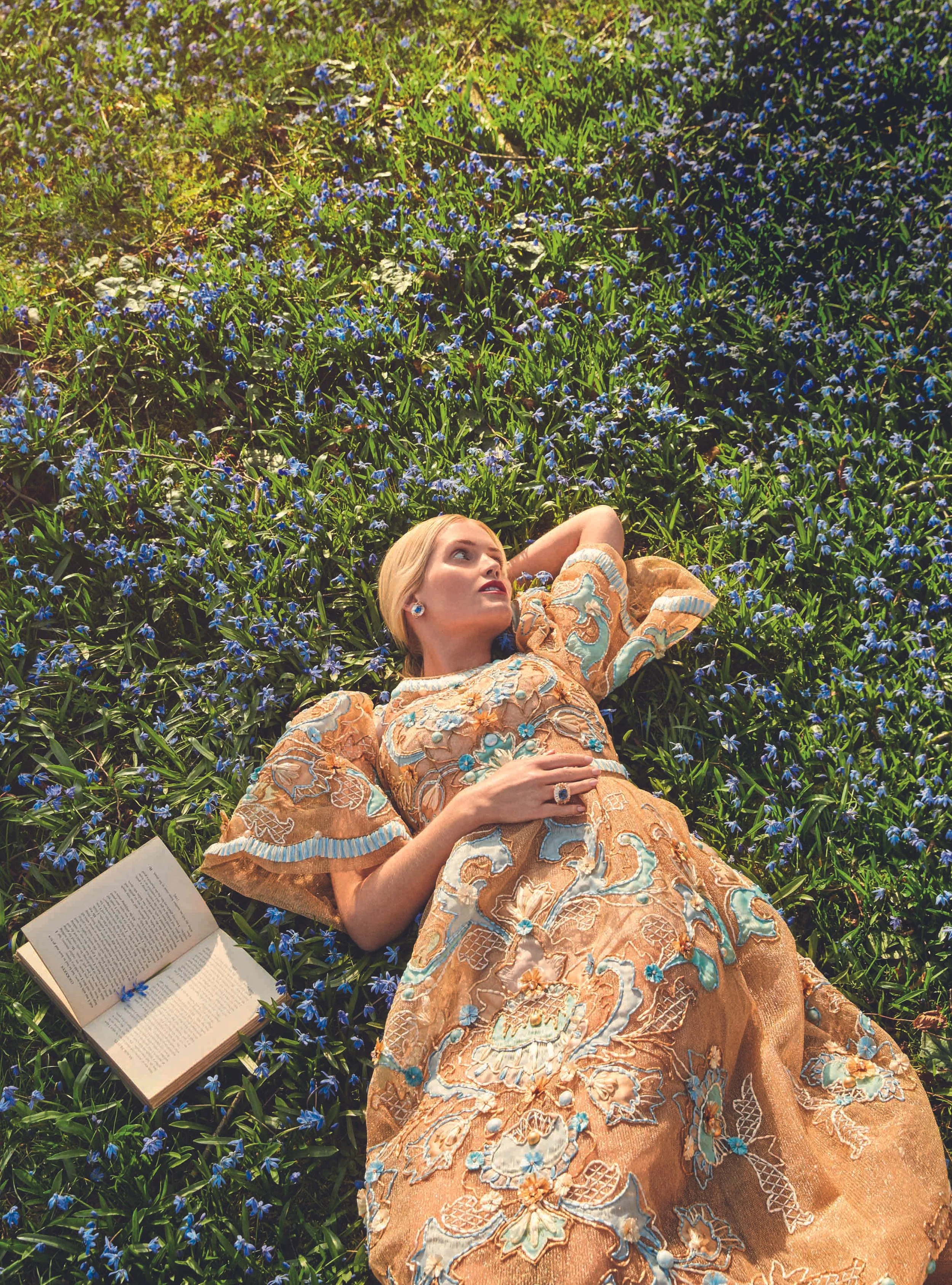 COVER STORY KITTY SPENCER V311.jpg