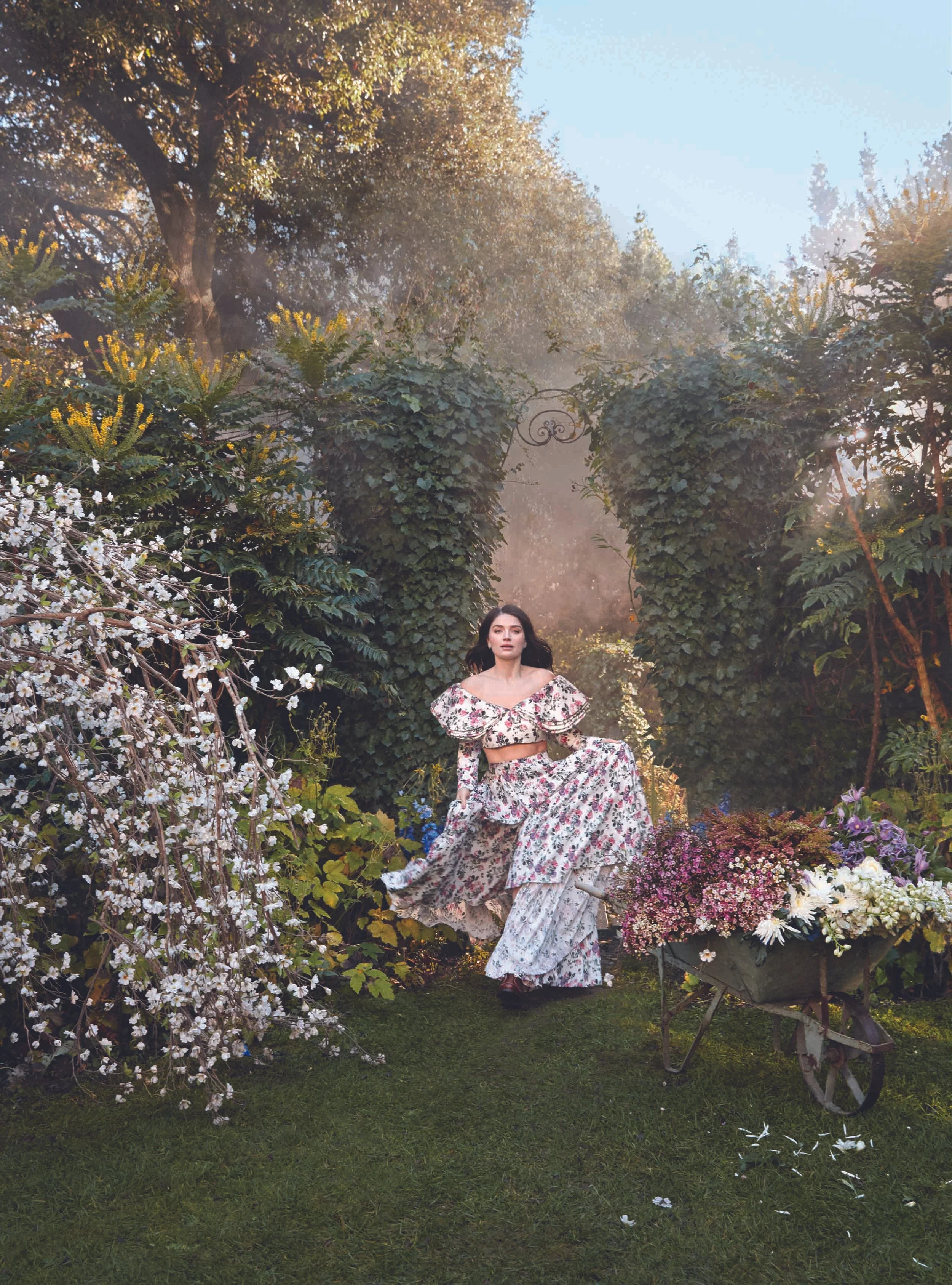 COVER STORY EVE HEWSON V2.jpg