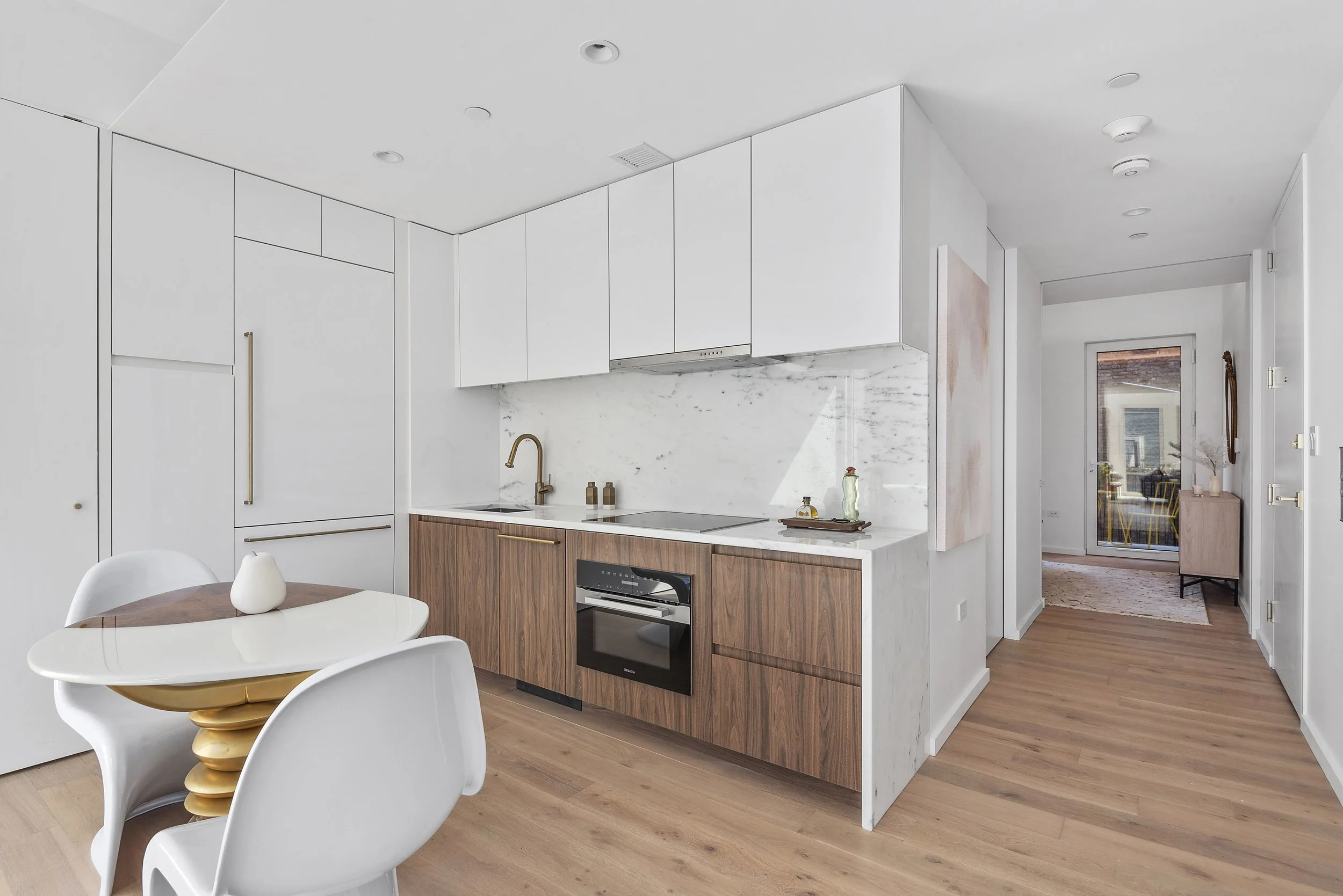 9-Unit 1_-Dining Kitchen.jpg