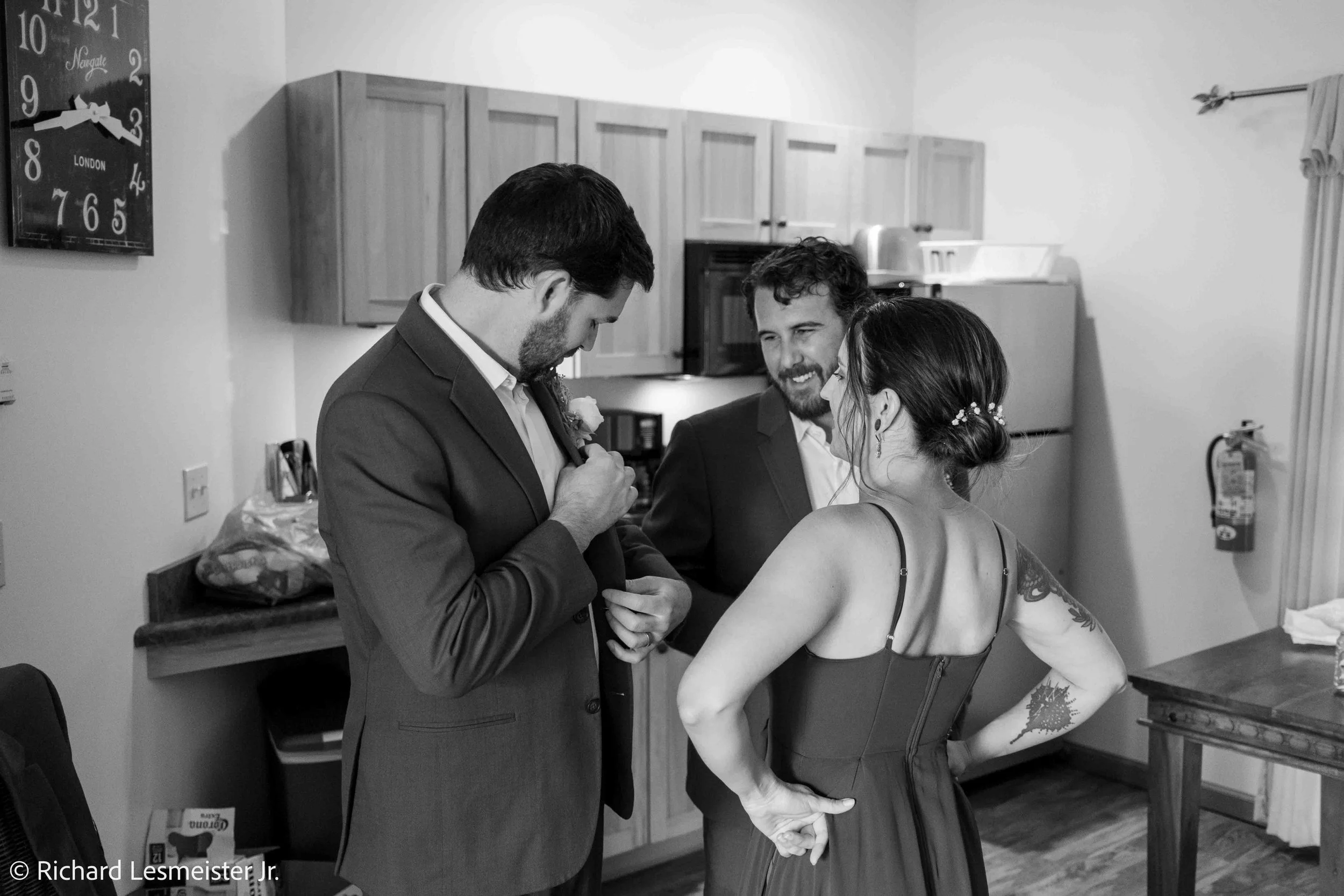 fuji-x100v-lesmeister-wedding-photographer.jpg