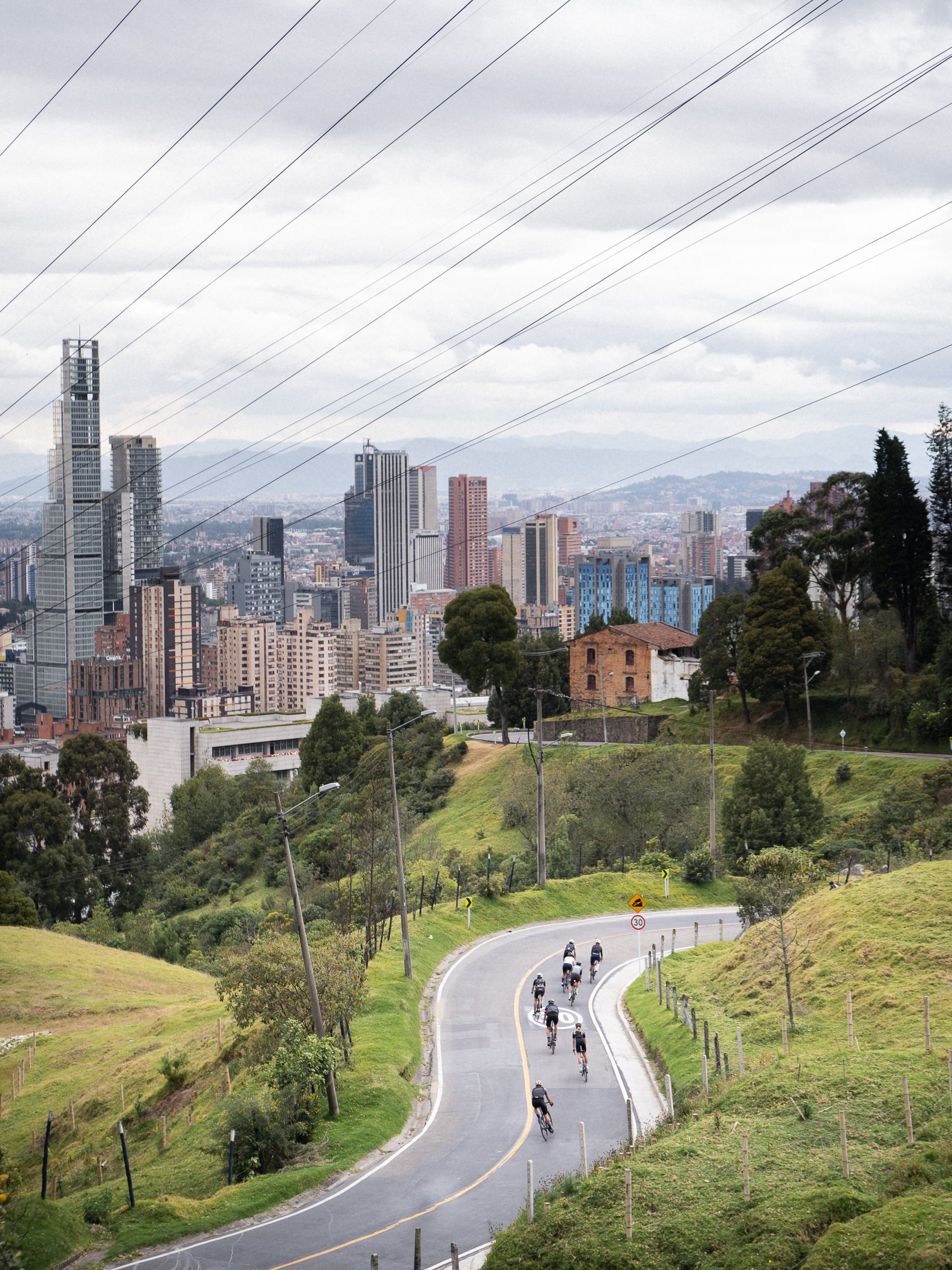 e2.718_studio_case_colombia_clippedtours_05.jpg