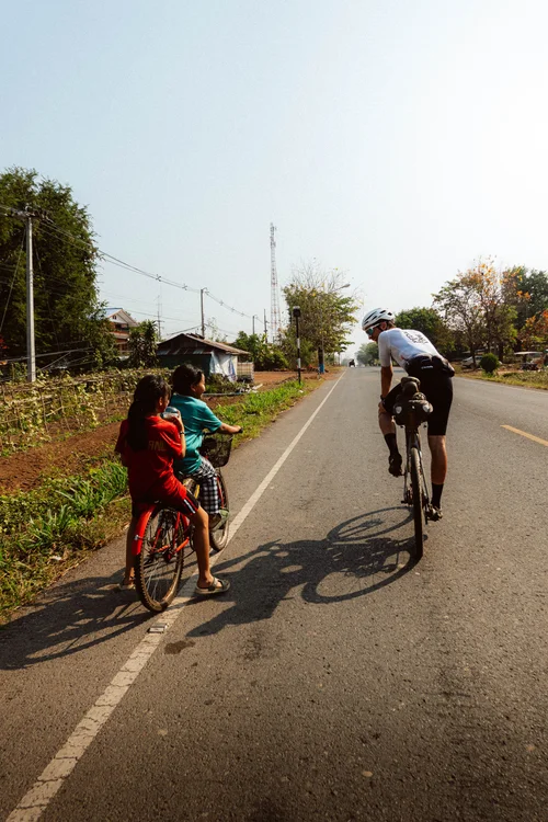 E2718_THAILAND_CASE_78255.jpg