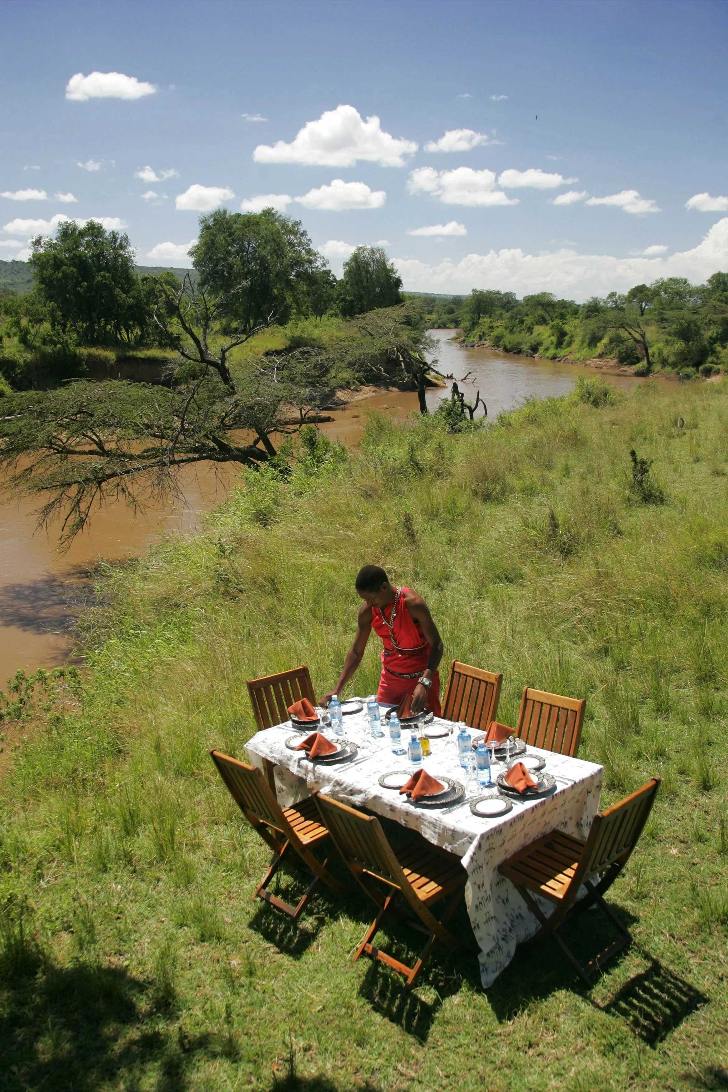 bush-breakfast-kenya.jpg
