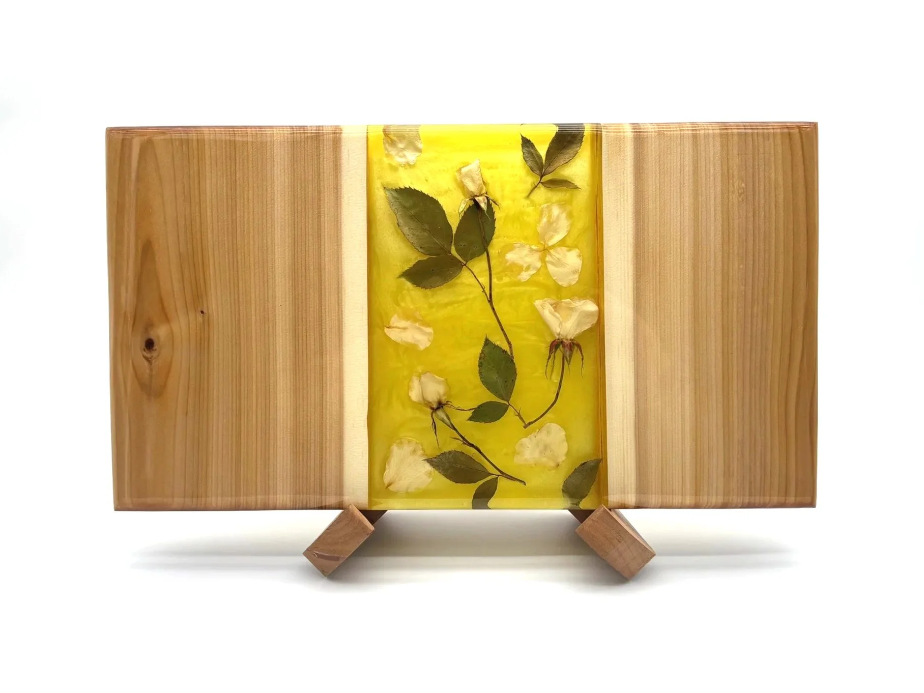 Elegance in Bloom: Cedar & Epoxy Rose Serving Board