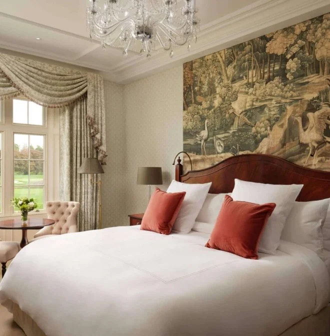 classic-king-bedroom-2-660x672.jpg
