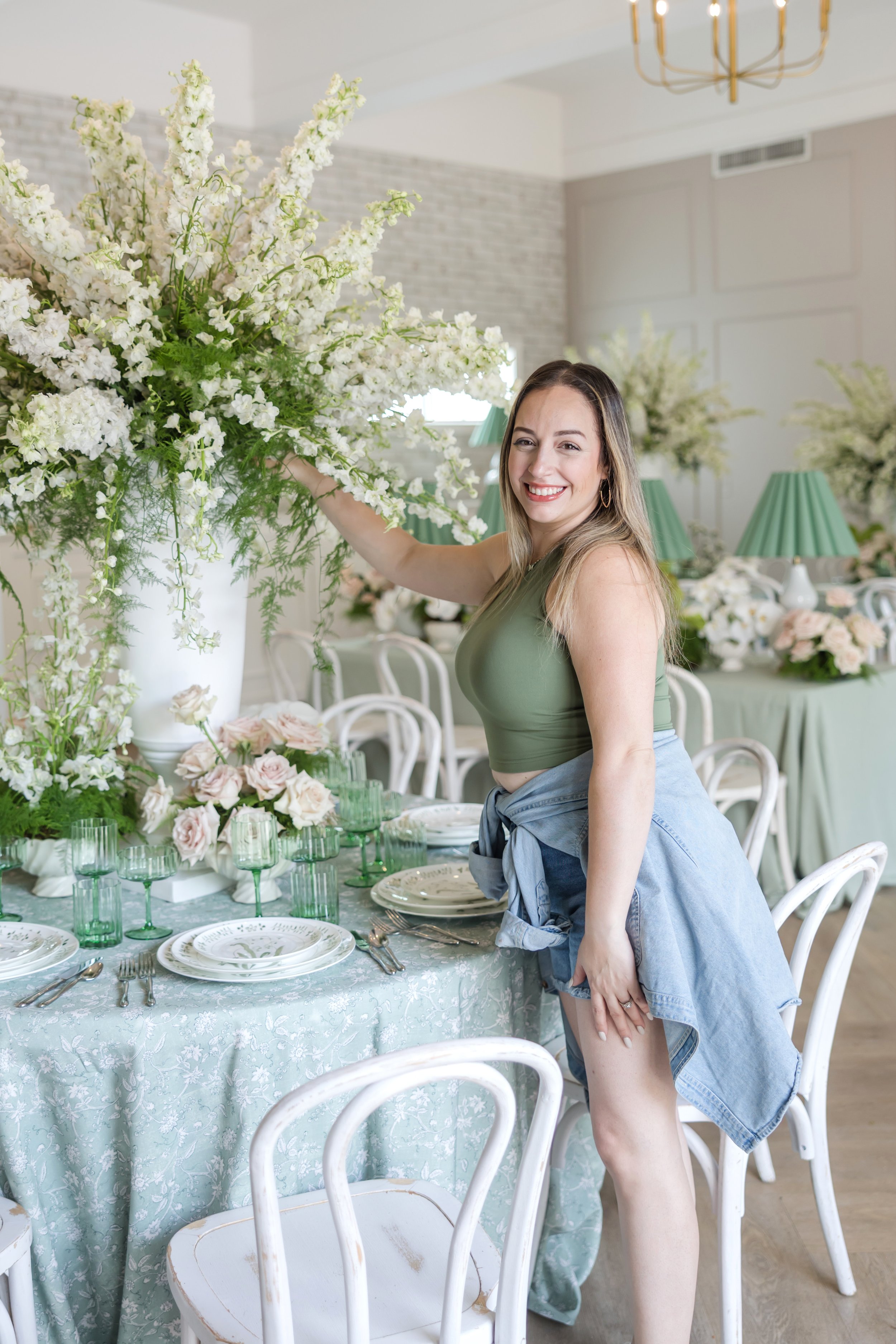 Michelle Figueroa, New Jersey and Philadelphia wedding florist, designing  luxury event set up with floral tablescape.