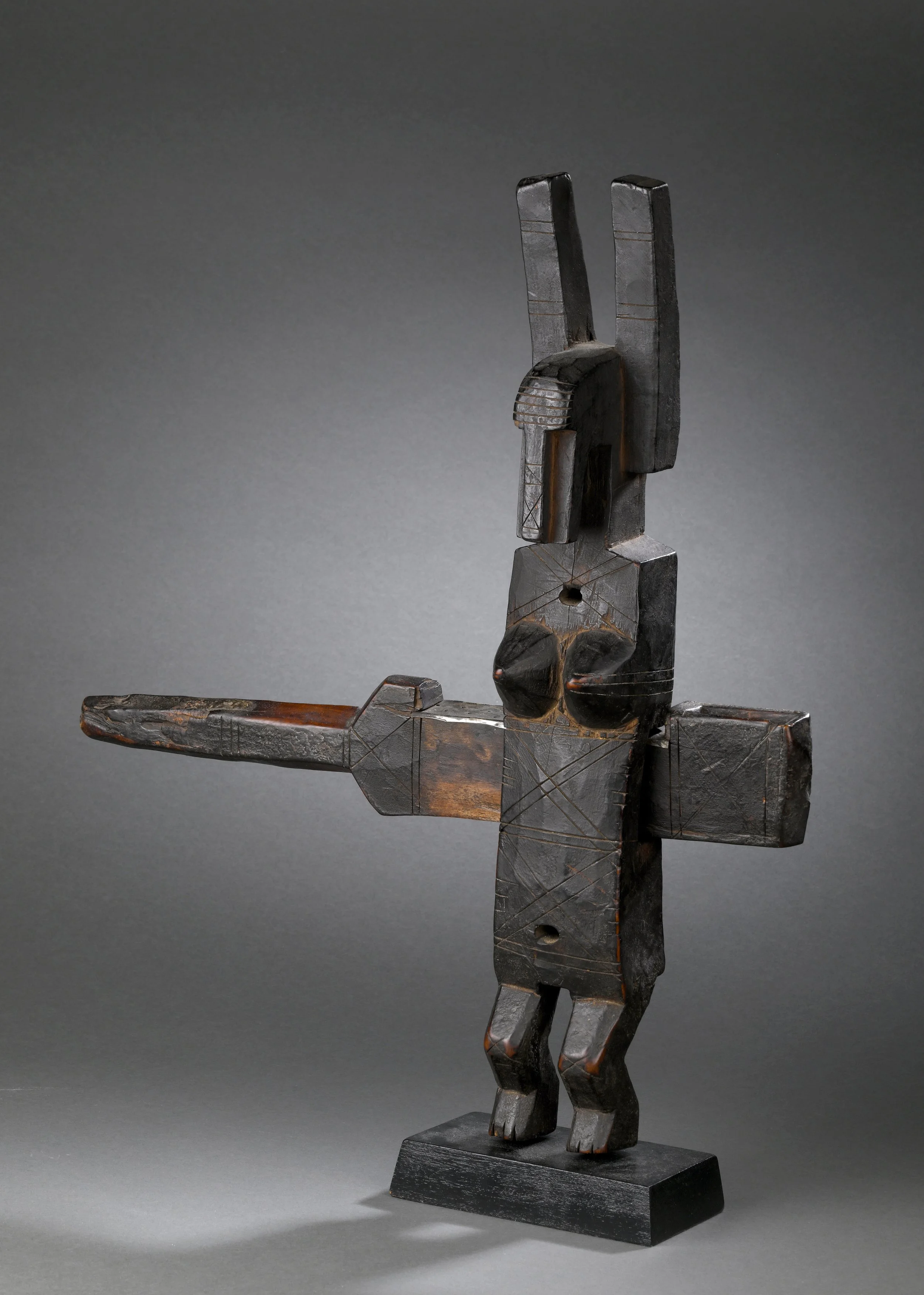 Adjugé 3 100 € - Ancienne serrure de case, Culture Bamana, Mali