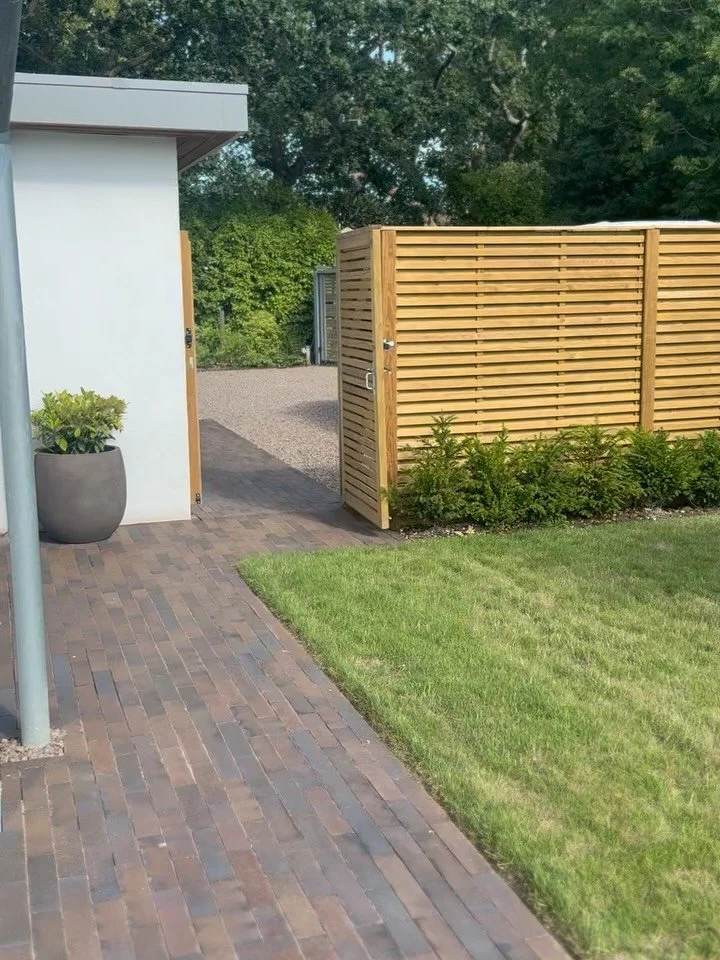 As the year draws to an end, I thought I would re-cap on some of our projects from this year, this one designed by @neiljonesdesign was a brilliant project to be involved in, great design and fantastic clients. 

We started with a relatively blank ca