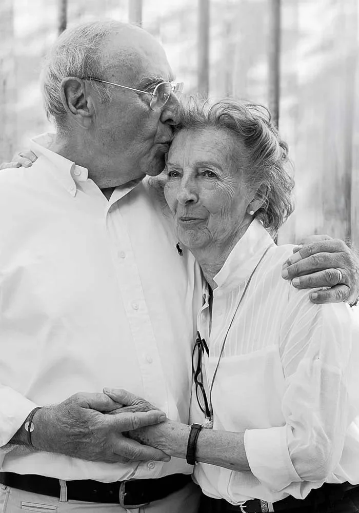 Seance-portrait-famille-multi-generations-Arcachon-noces-d-or-La-Teste-de-Buch.jpg
