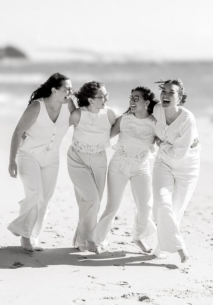 seance-photo-evjf-copines-plage-arcachon.jpg