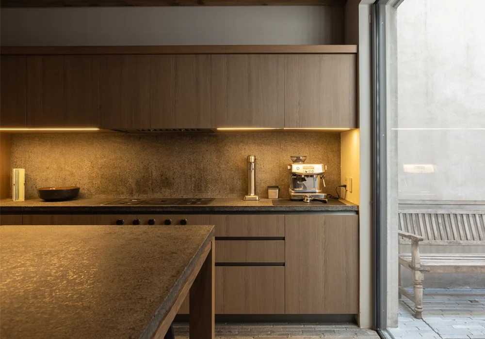 photographie-immobiliere-arcachon-cuisine-villa-bassin-d-arcachon-bien-de-luxe.webp