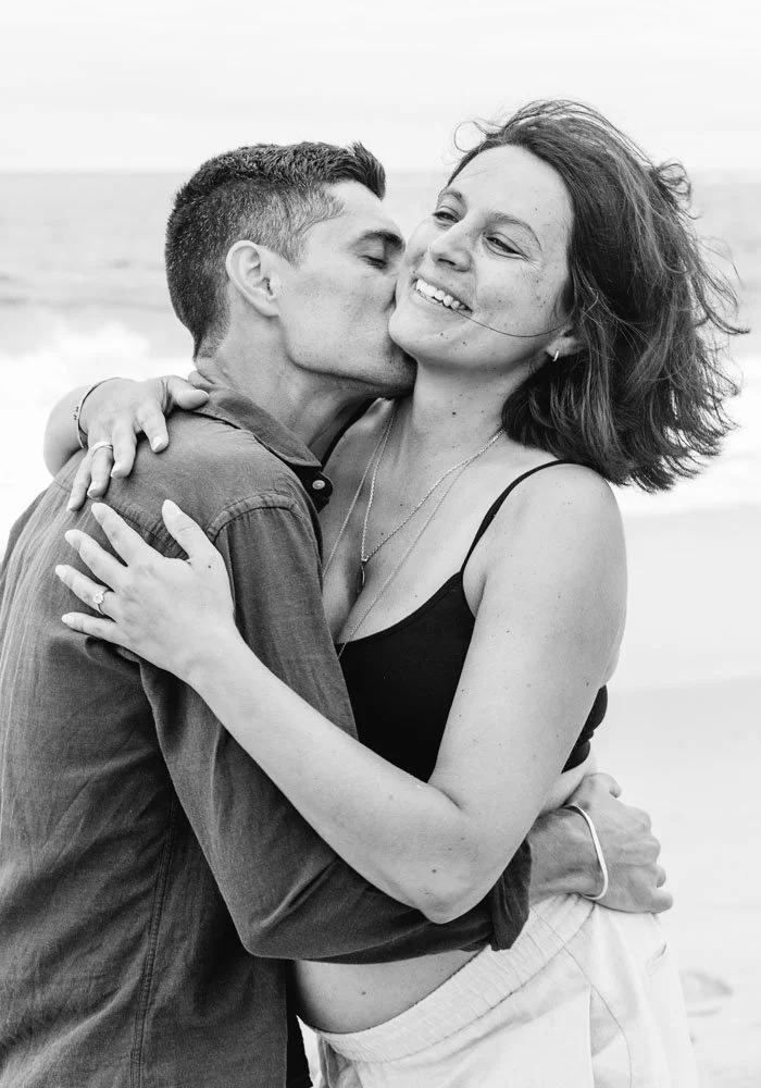 Seance-photo-grossesse-a-la-plage-studio-mila.jpg