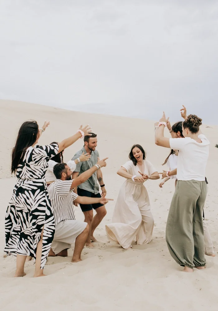 seance-EVJF-sur-la-dune-du-pilat-bassind-arcachon.webp