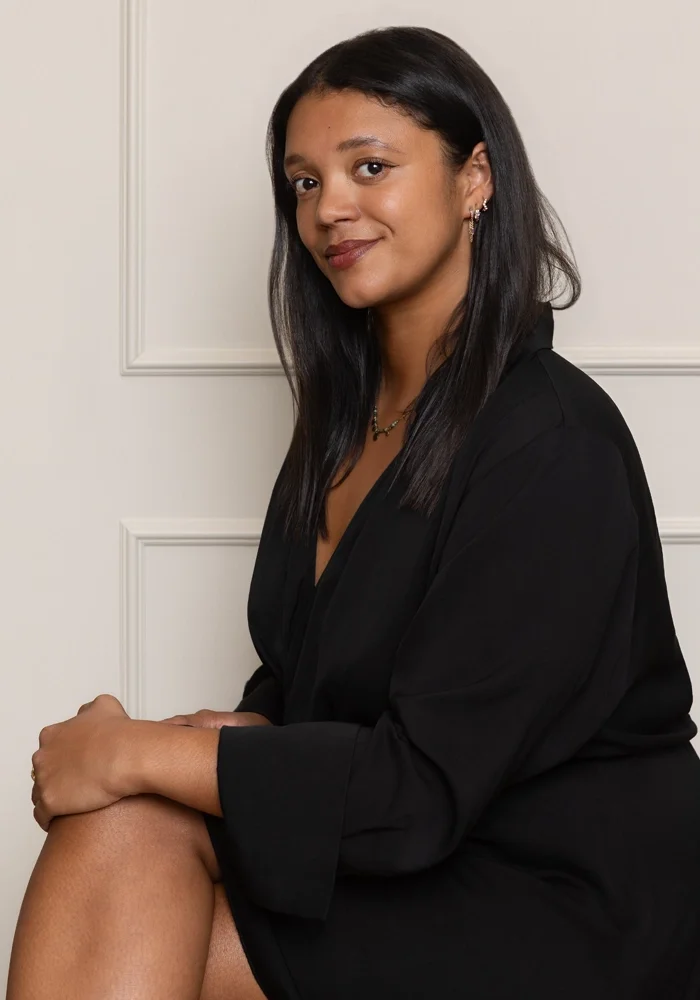 Portrait-professionnel-femme-arcachon-studio-mila.webp