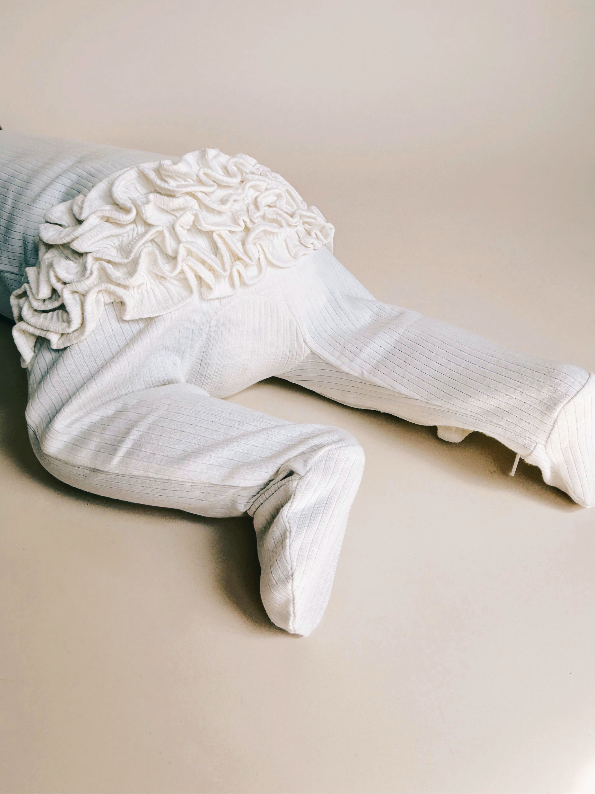 Ribbed Frill Zip Footie