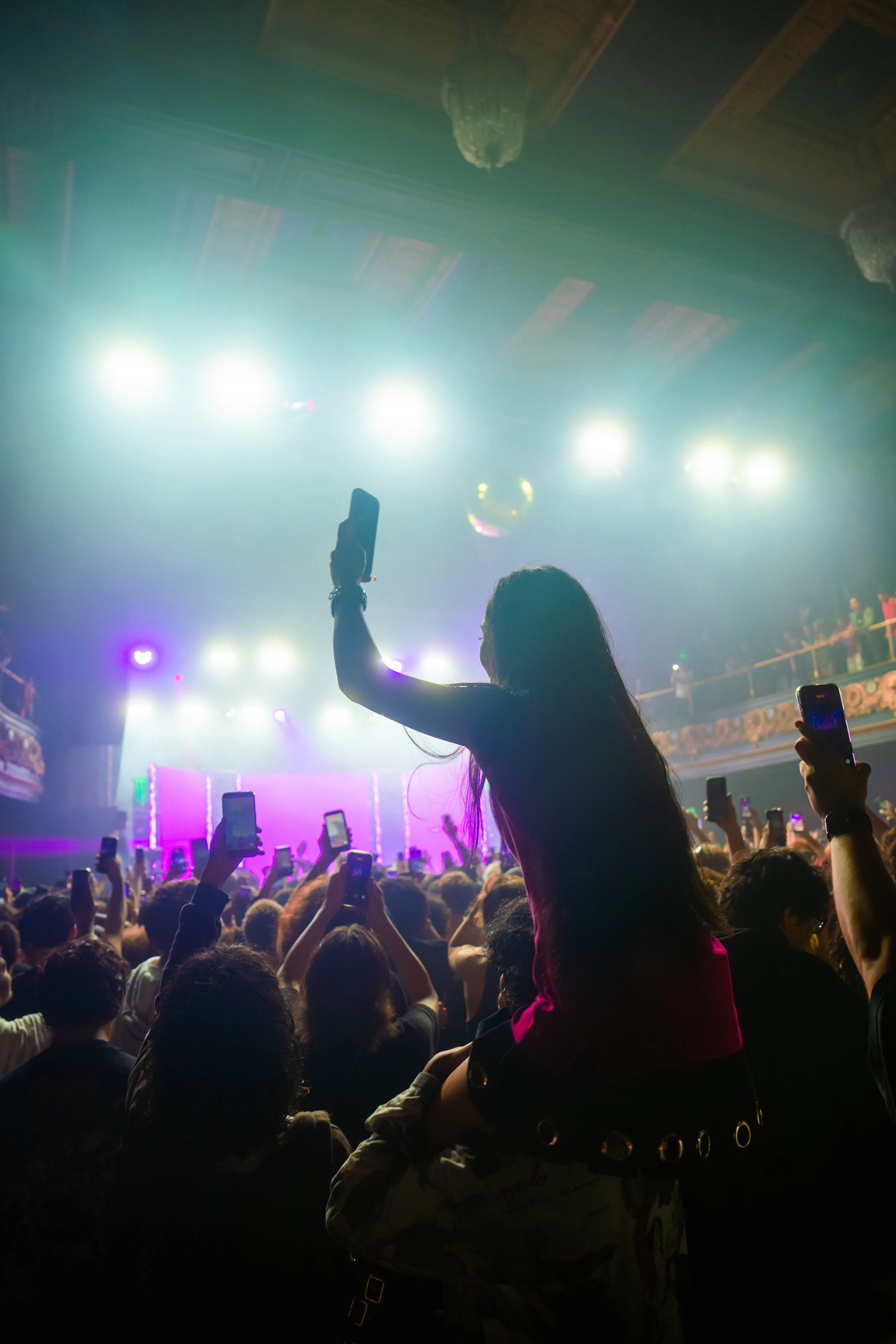 @mediabytb_Che_FansCrowdVenue 14.jpg