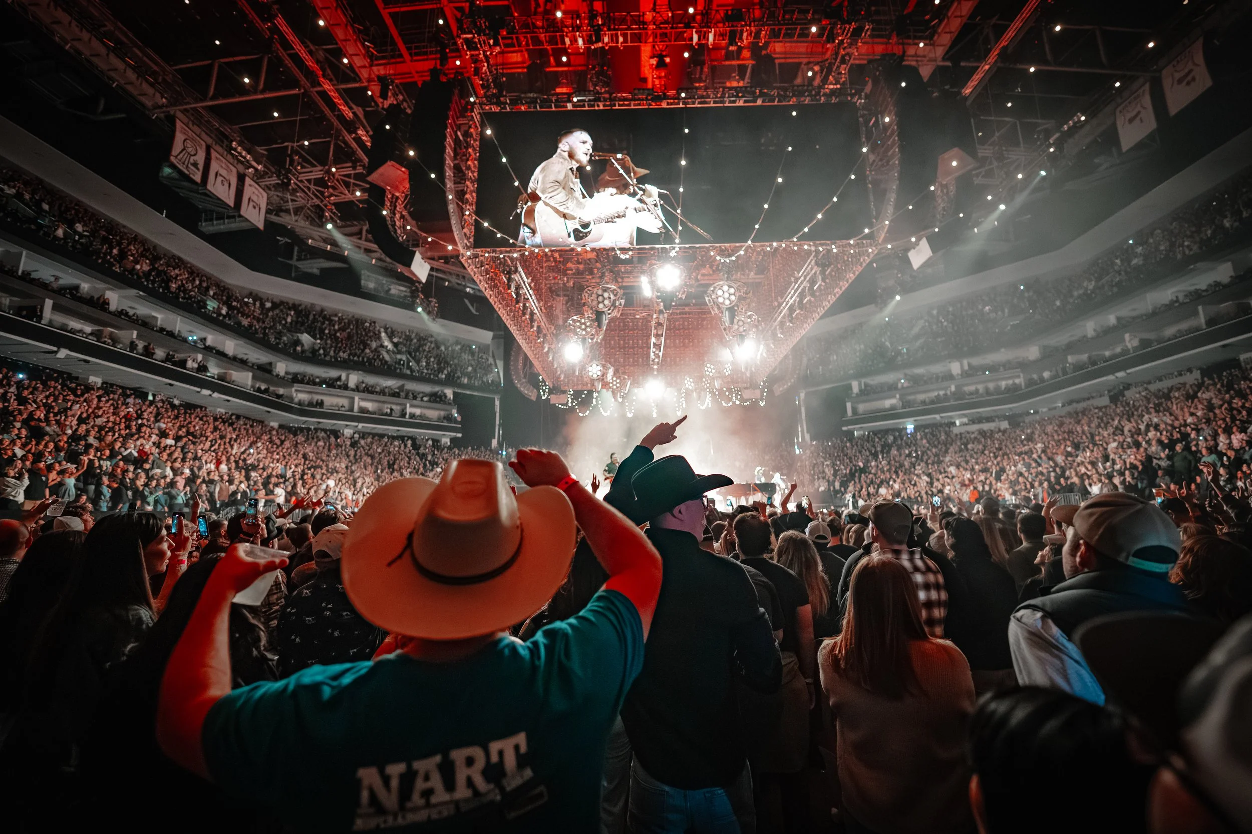 @mediabytb_ZachBryan_Golden1_Night2_Crowd 0.jpg