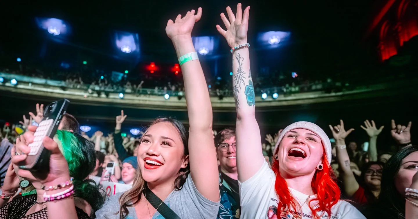 @mediabytb_BBNO$_FansCrowdVenue 2.jpg