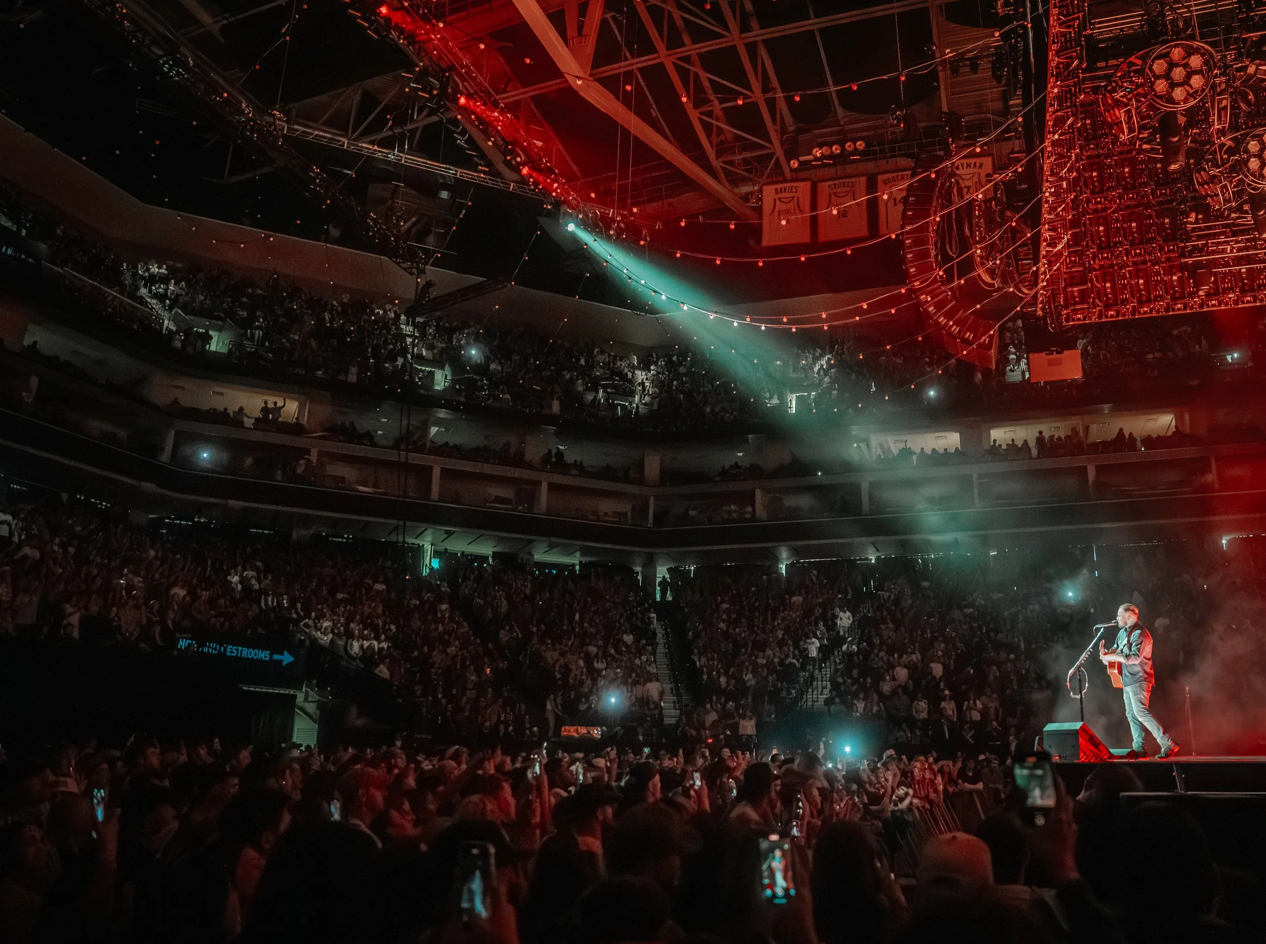 @mediabytb_ZachBryan_Golden1_Night1_Crowd 6.jpg