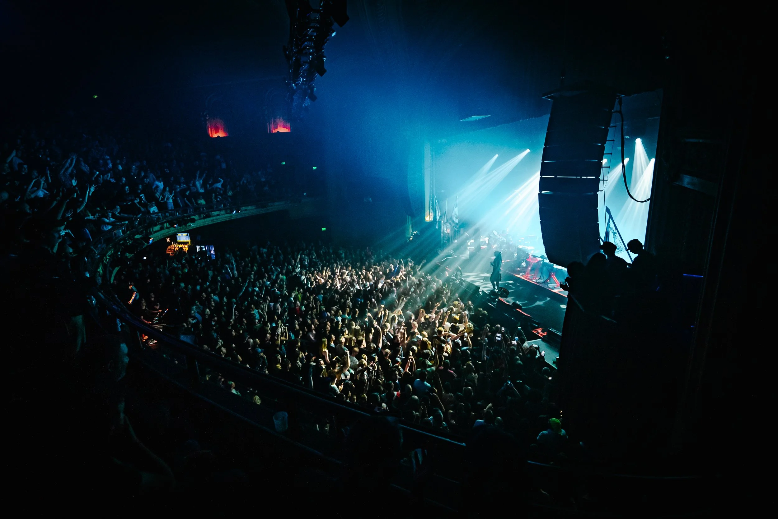 @mediabytb_TheProdigy_Crowd&Fans.jpg