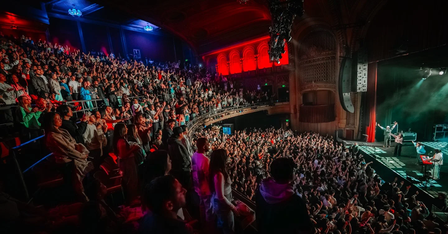 @mediabytb_ElevationRythm_FansCrowdVenue 9.jpg