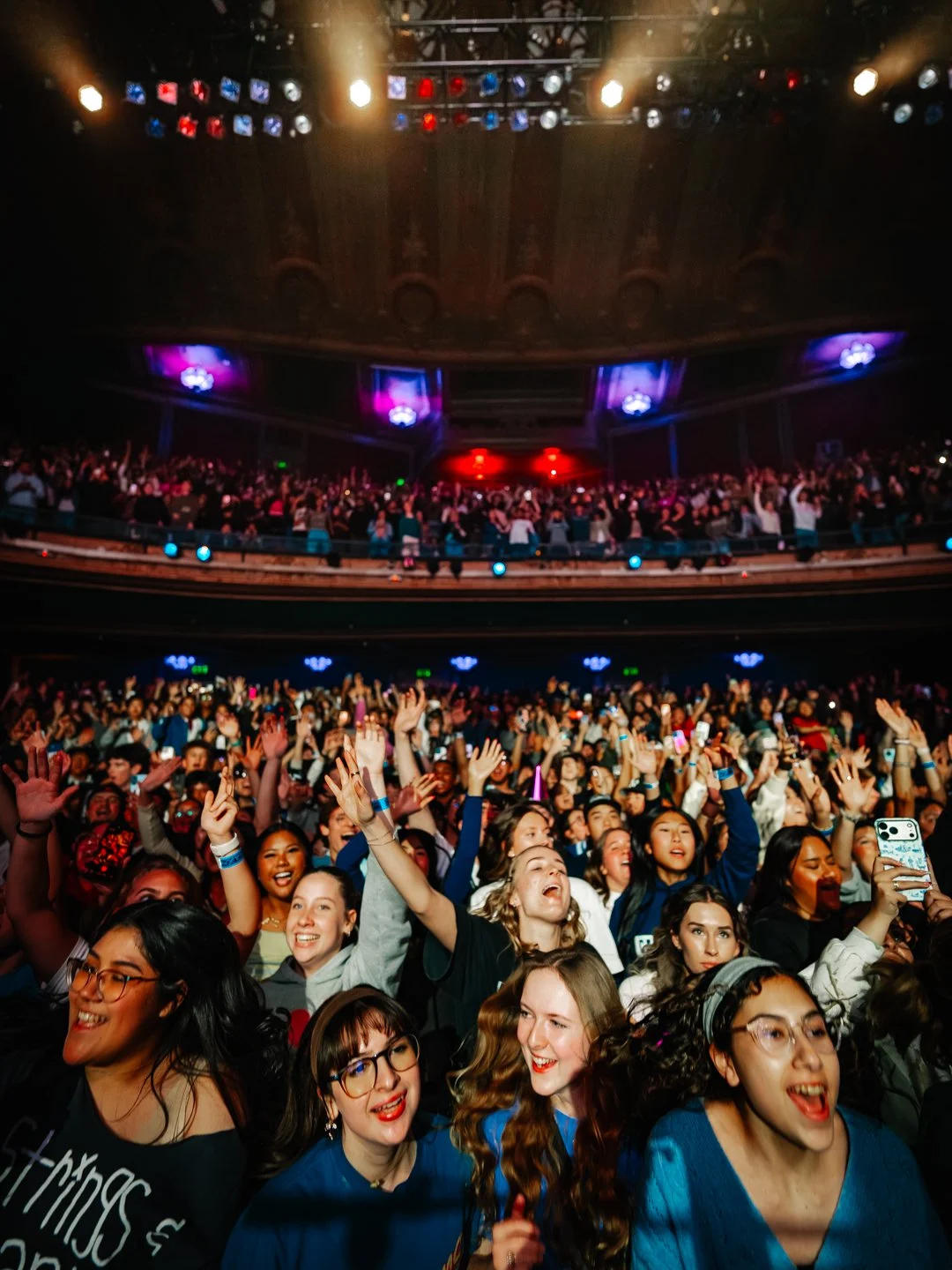 @mediabytb_ElevationRythm_FansCrowdVenue 4.jpg