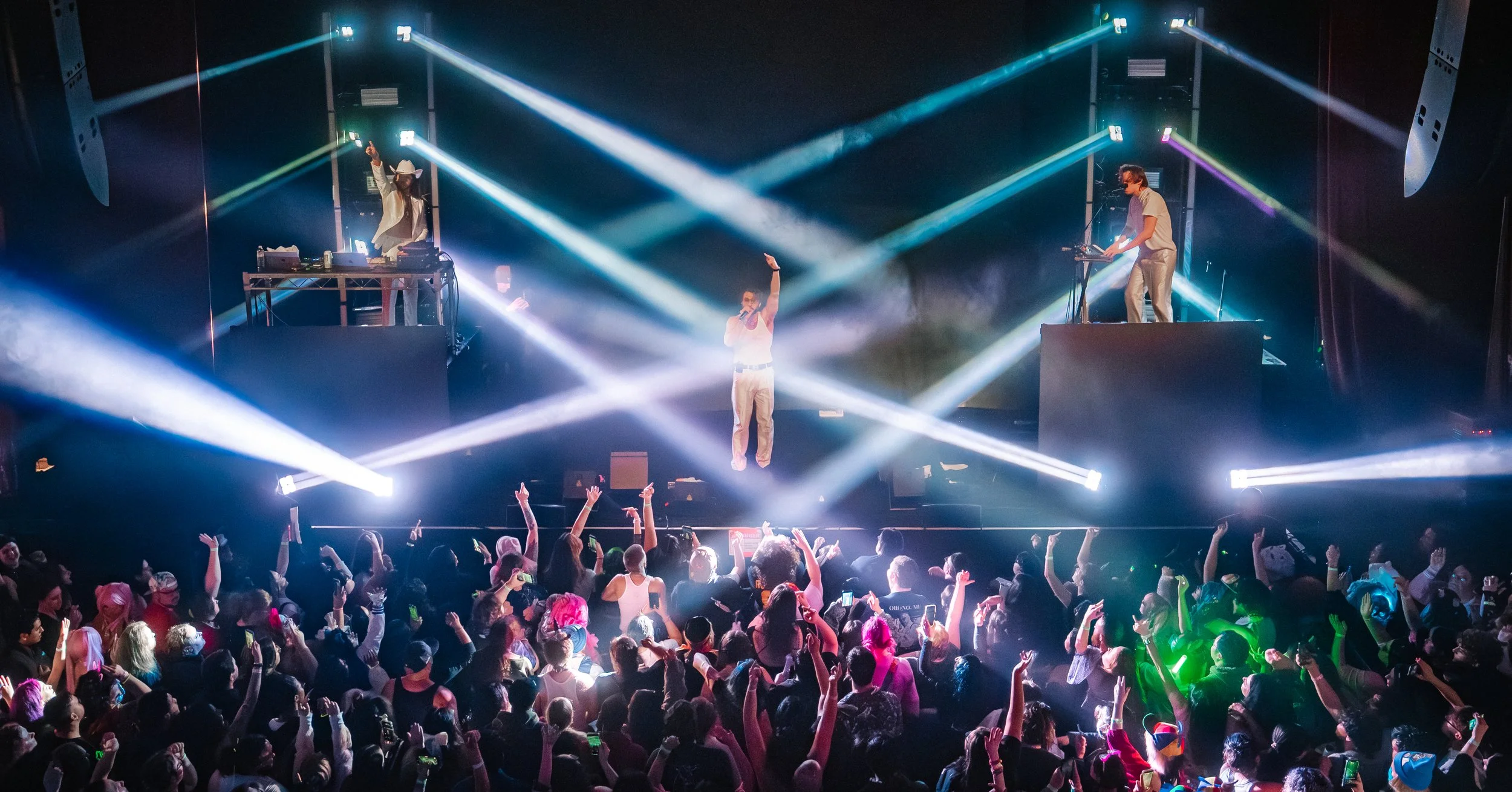 @mediabytb_BBNO$ 11.jpg