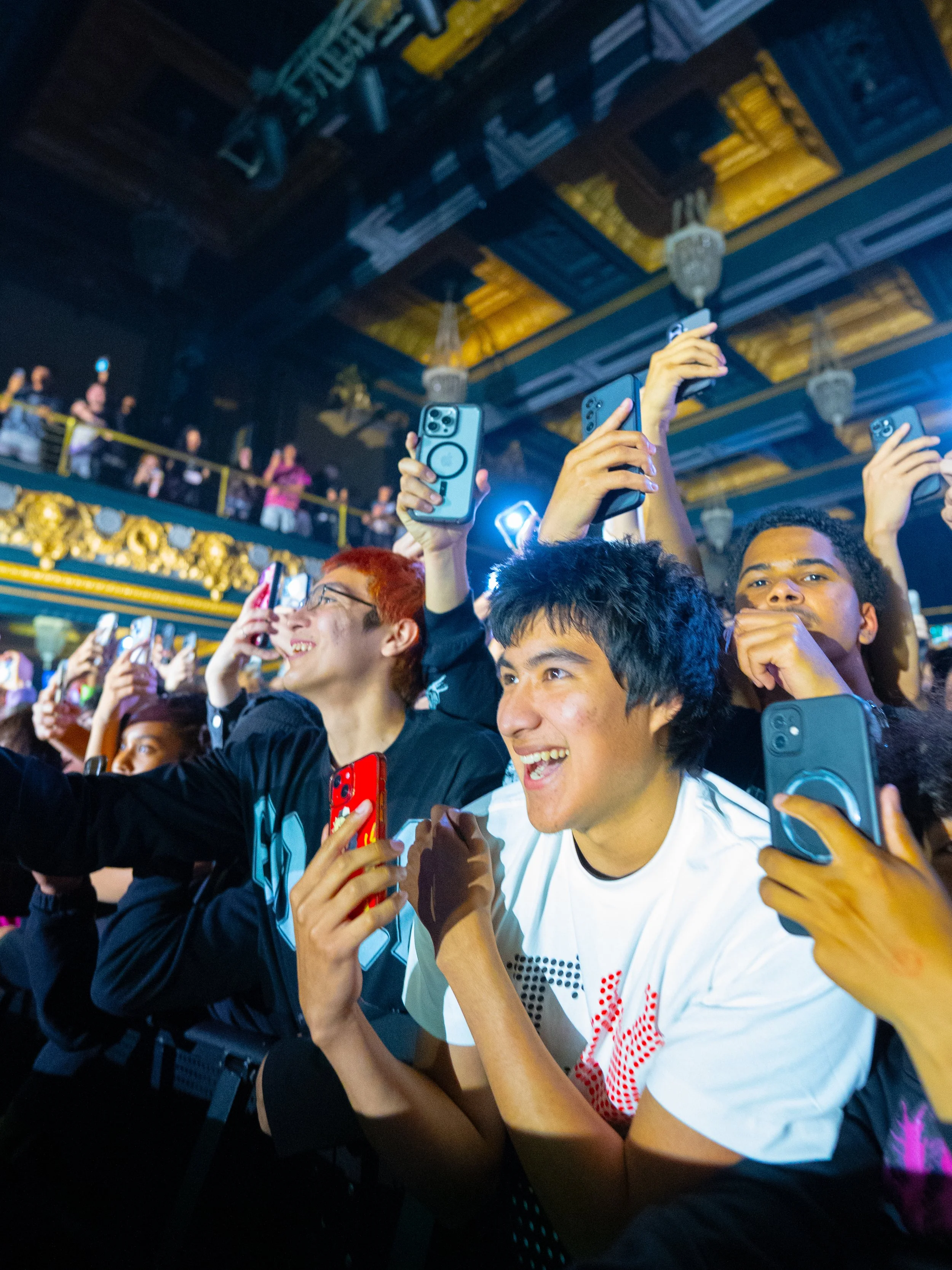 @mediabytb_Che_FansCrowdVenue 9.jpg