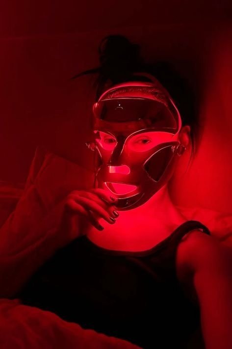 What is red light therapy and why is everybody talking about it?