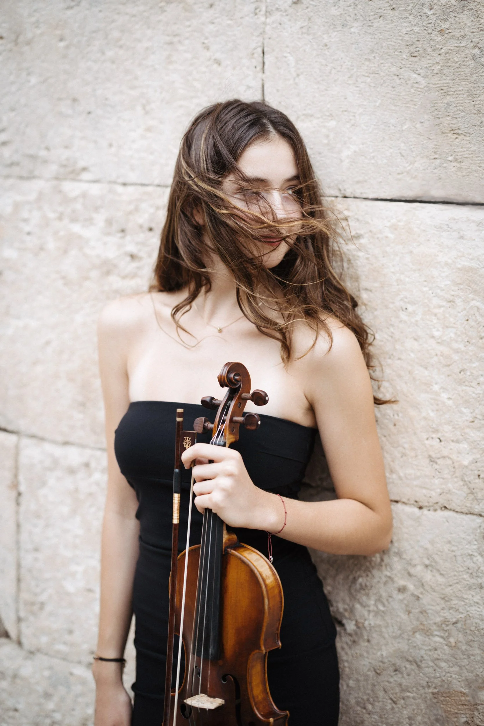 Musician portrait in an outdoor photo session