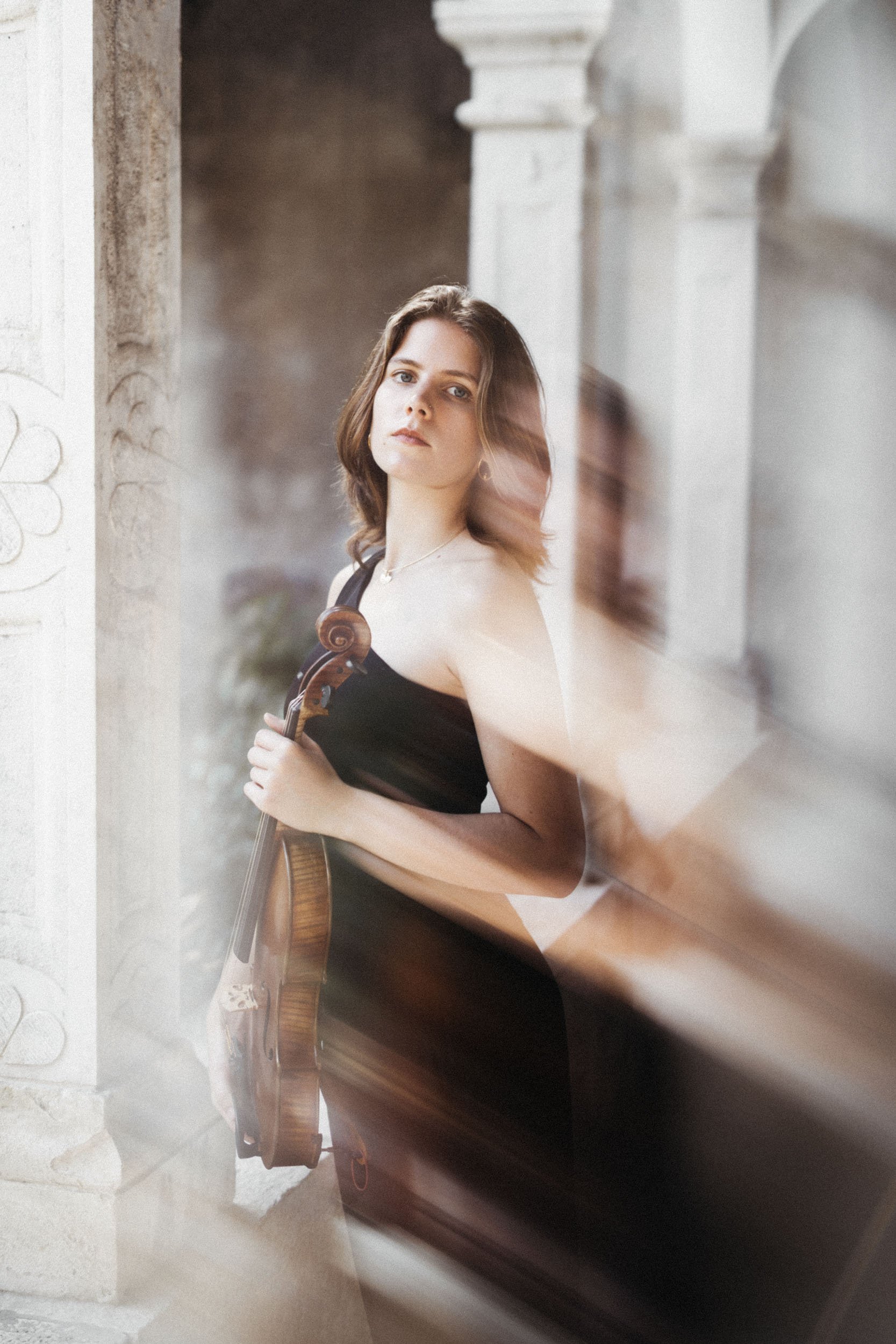 Blurred effects on a musician portrait - special effects to create a dreamy effect.