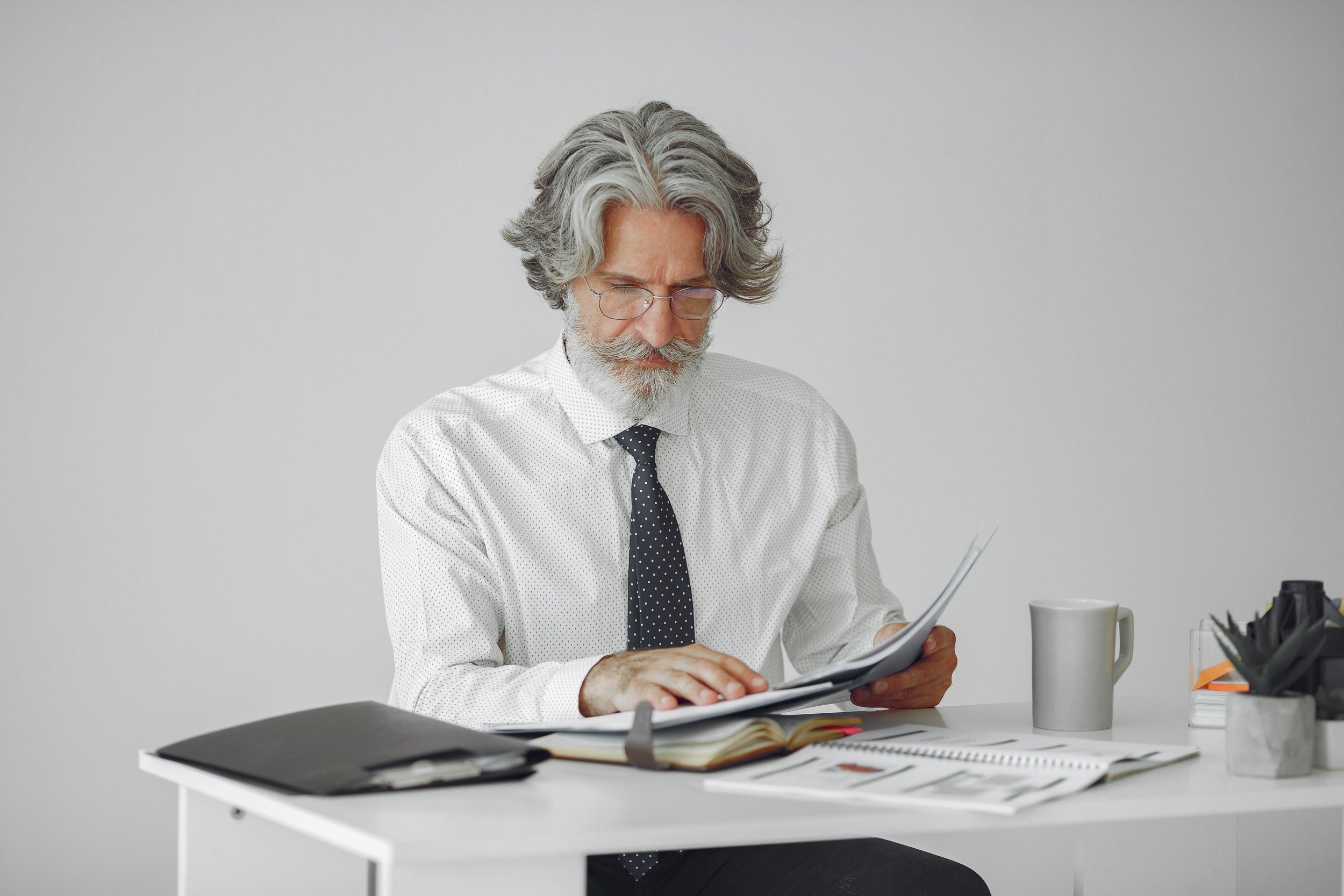 Am I Holding Too Much Cash Inside My Corporation? What Canadian Business Owners Should Know&nbsp;