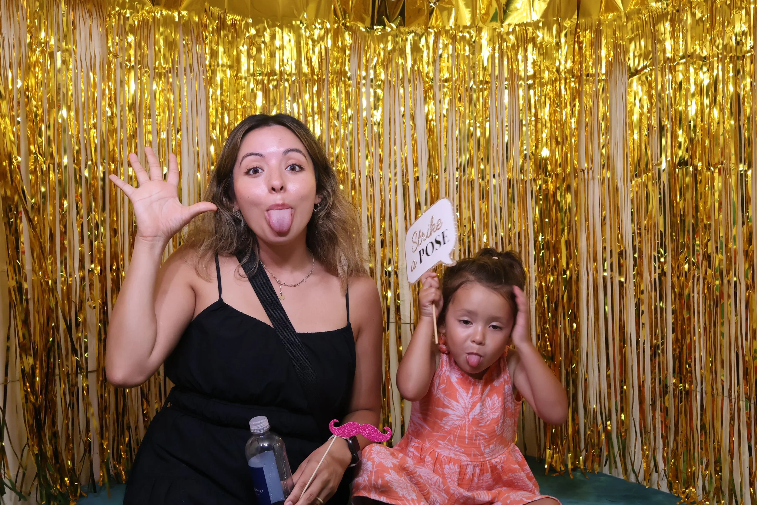 Cute Photo Booth with gold background