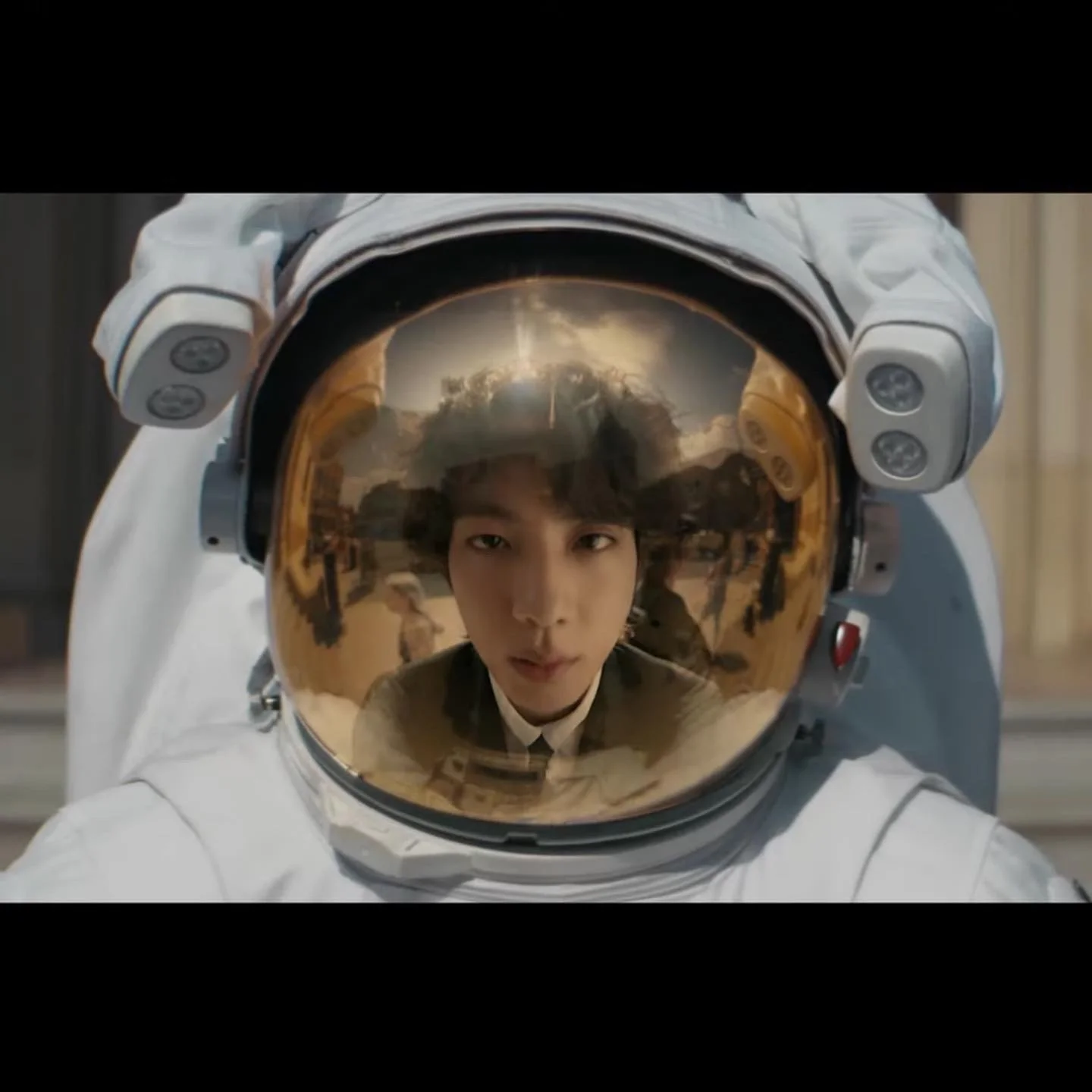 Jin ‘BTS’ - 진 'The Astronaut'