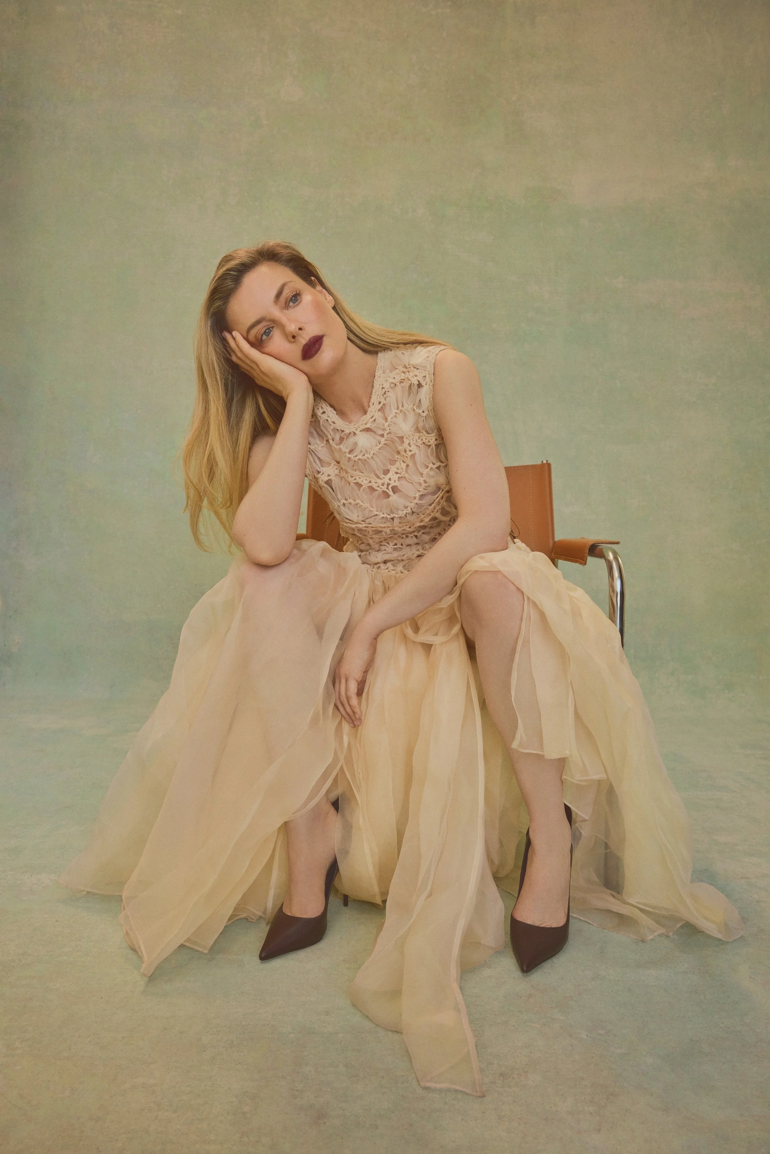 Gillian Jacobs X Glamour Mexico by Shelby Goldstein