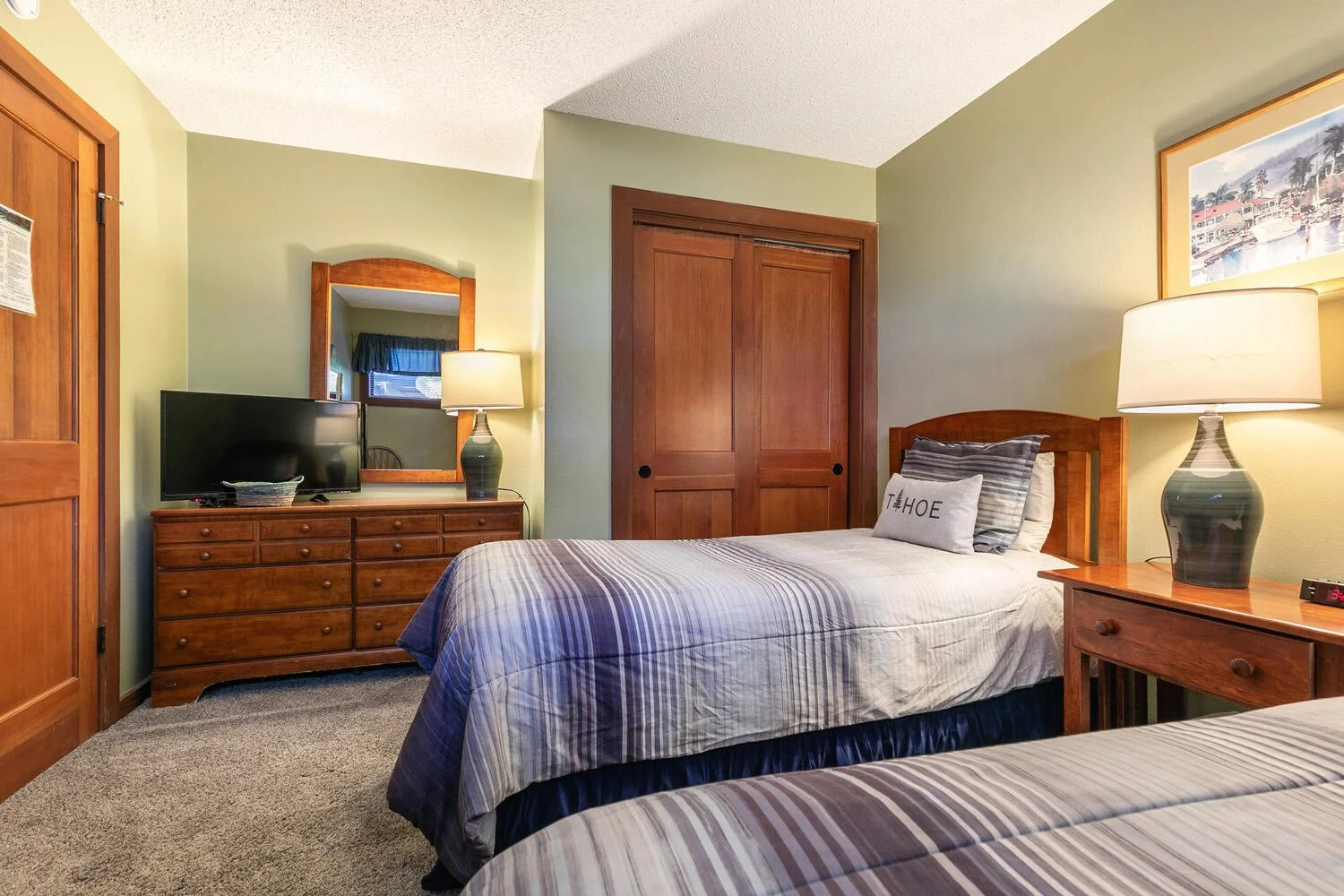 tahoe-lake-marina_unit-35_7a.jpg