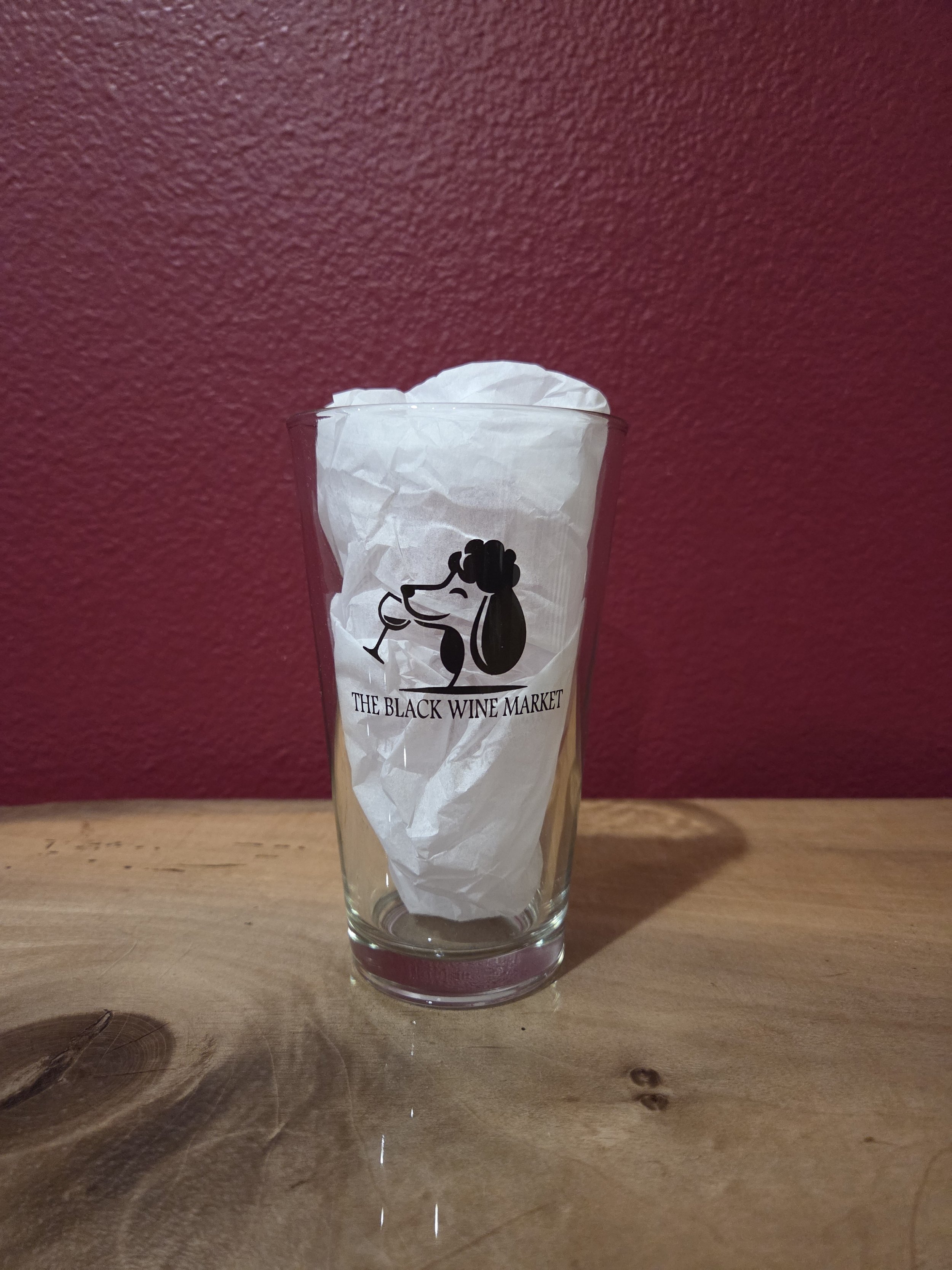 The Black Wine Market Beer Glass
