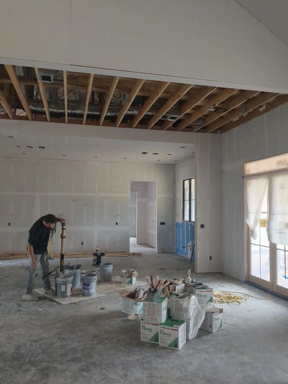 Raul Ramirez Drywall of Texarkana. Serving the ark-la-tex area. Providing painting and drywall services to residential and commercial clients.